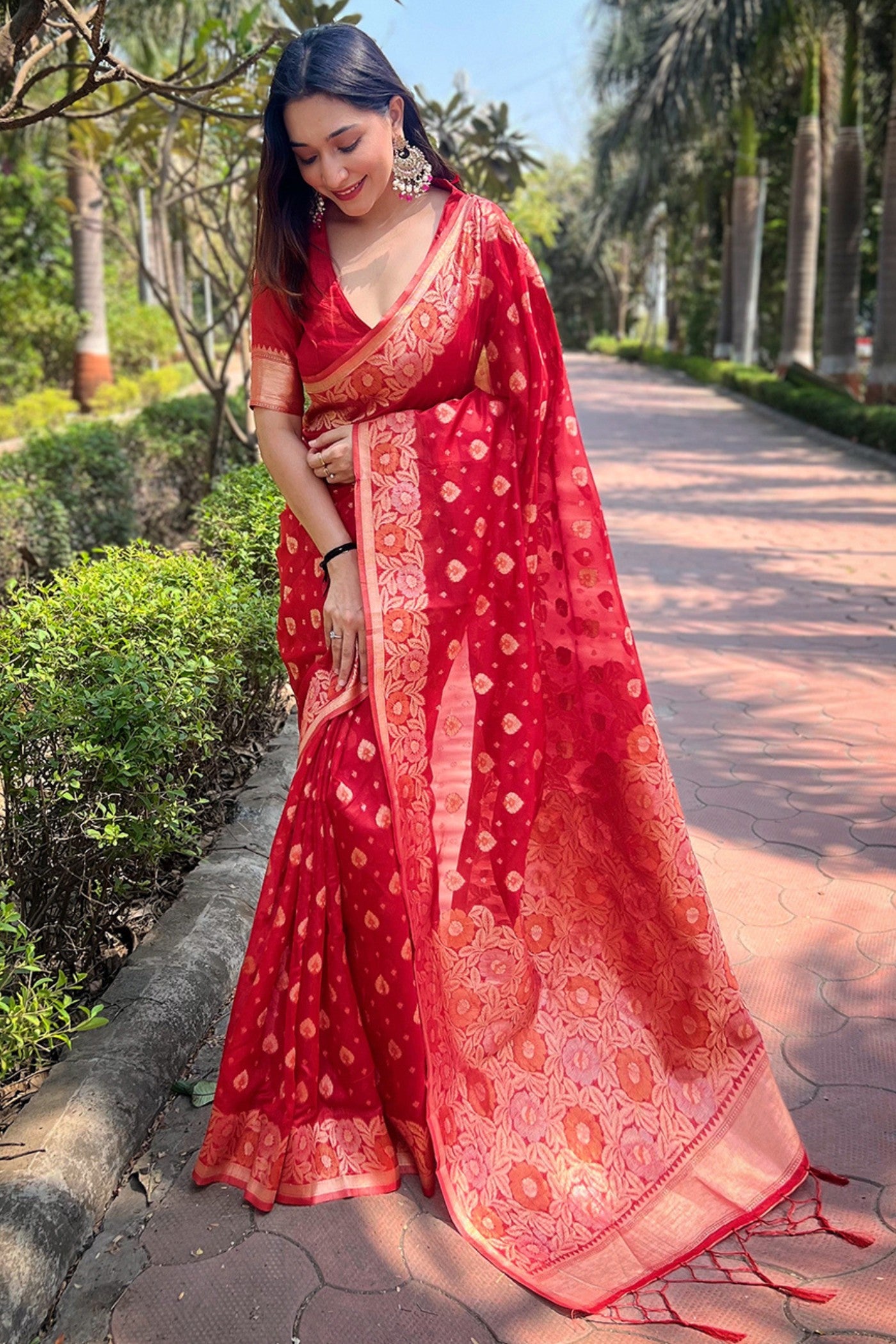 Buy MySilkLove Crimson Red Zari Woven Organza Saree Online