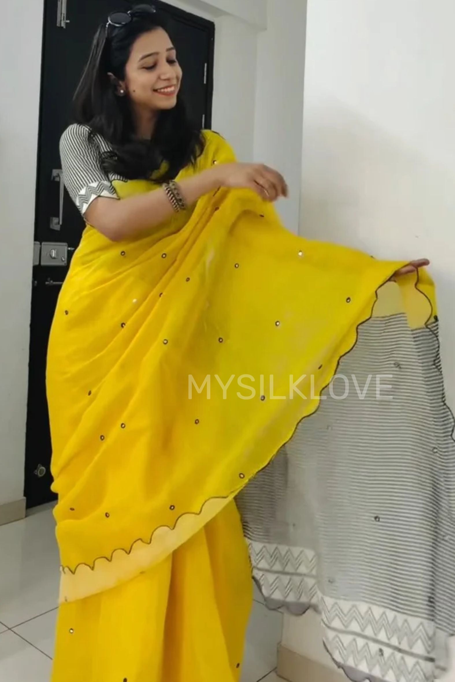 Buy MySilkLove Rustic Yellow Linen Cotton Digital Printed Saree Online