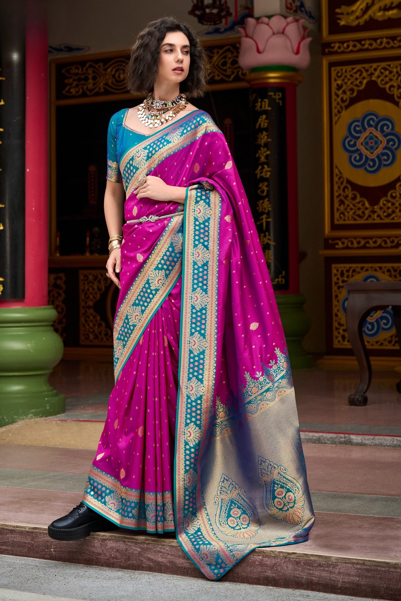 Buy MySilkLove Magenta Pink Woven Banarasi Saree Online