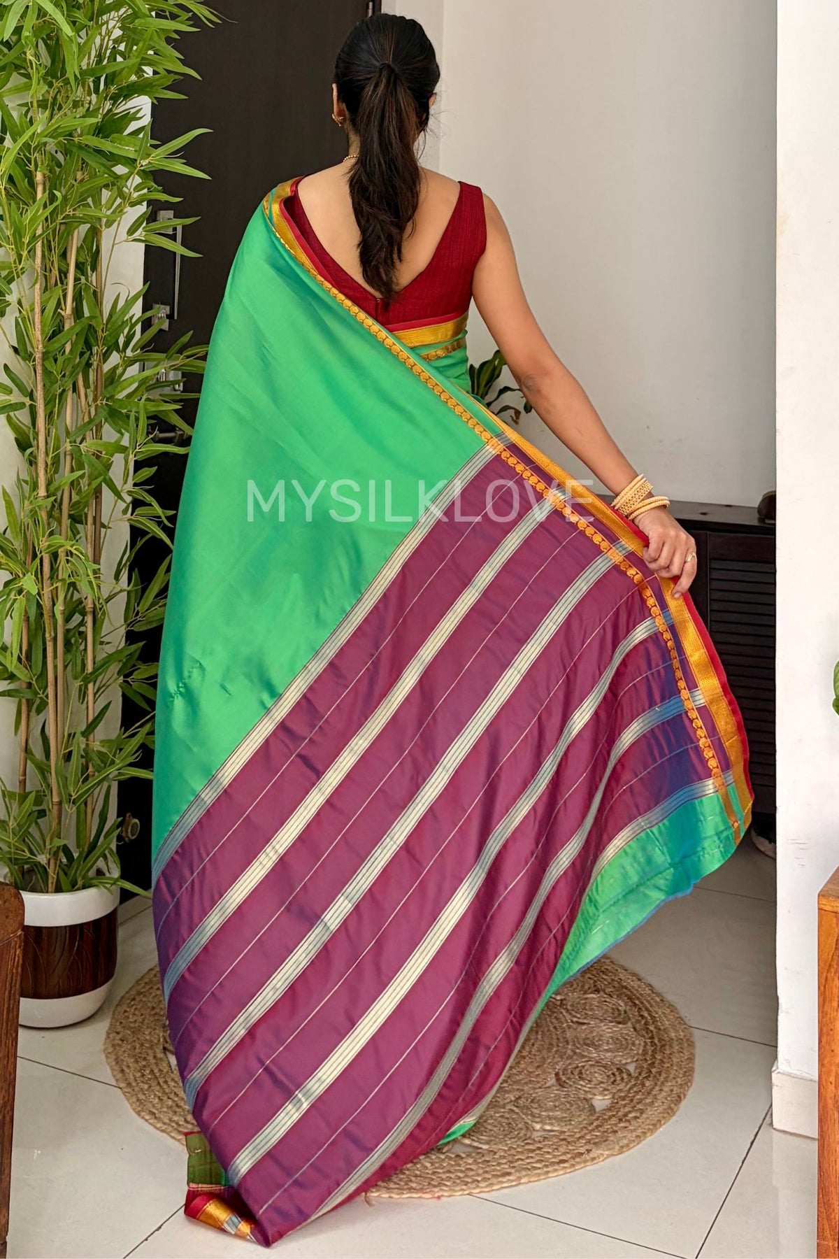 Buy MySilkLove Emerald Green Pure Silk Kanjivaram Saree Online