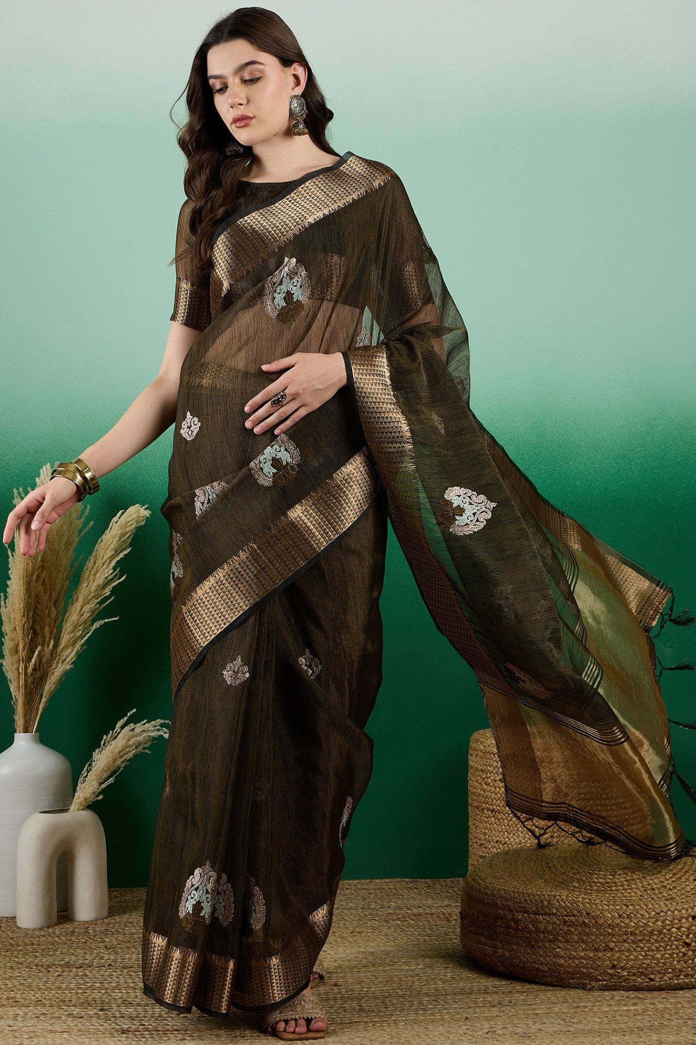 Buy MySilkLove Mehndi Green Khadi Organza Saree Online