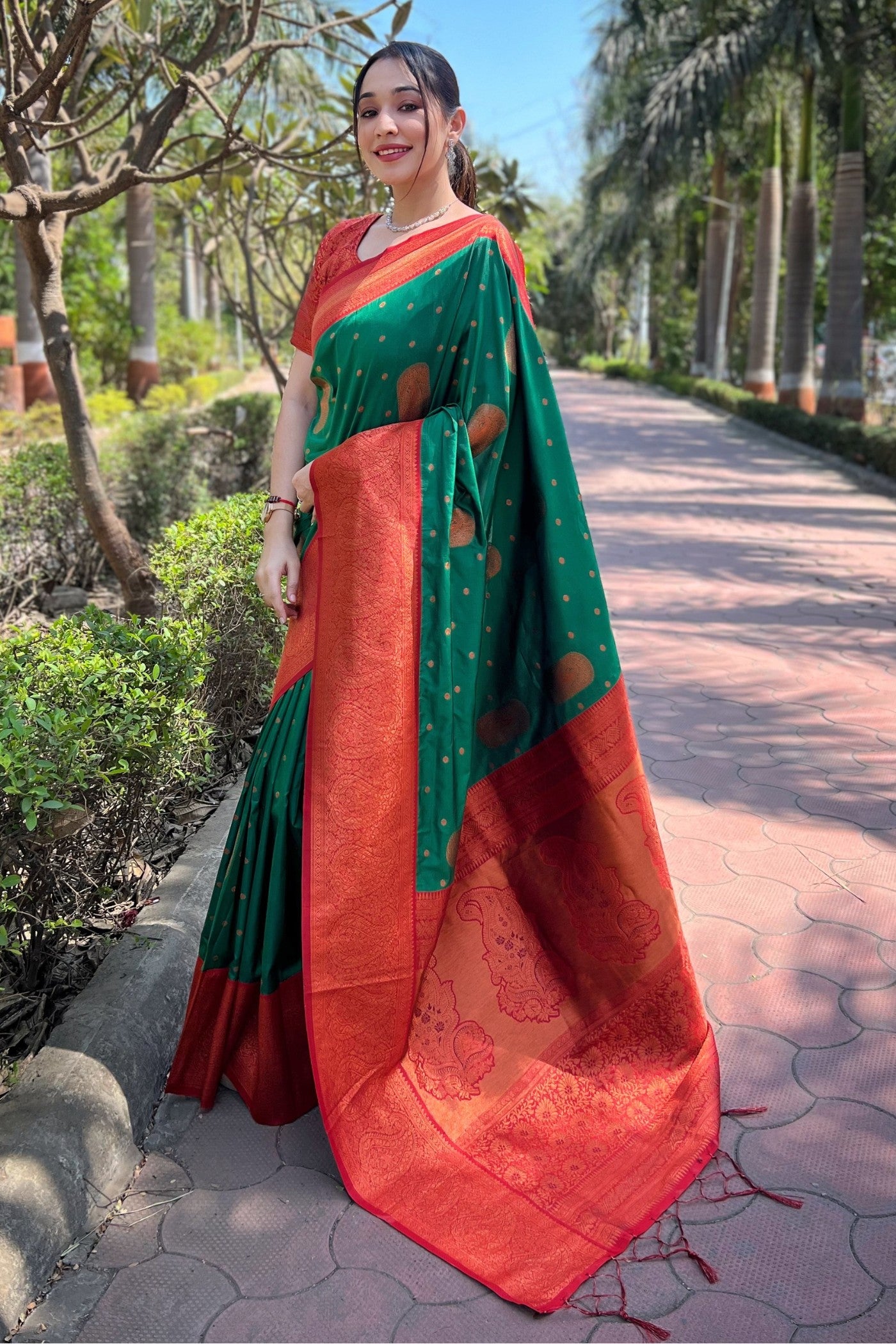 Buy MySilkLove Watercourse Green and Red Zari Woven Banarasi Saree Online