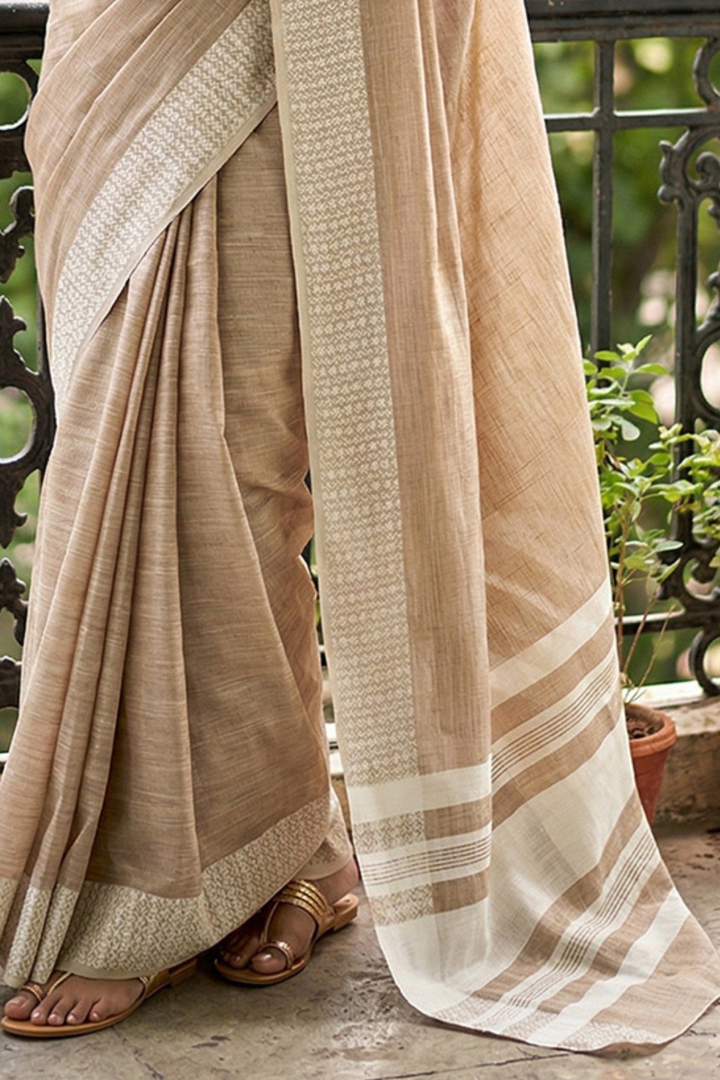 Buy MySilkLove Crum Brown Handloom Linen Saree Online