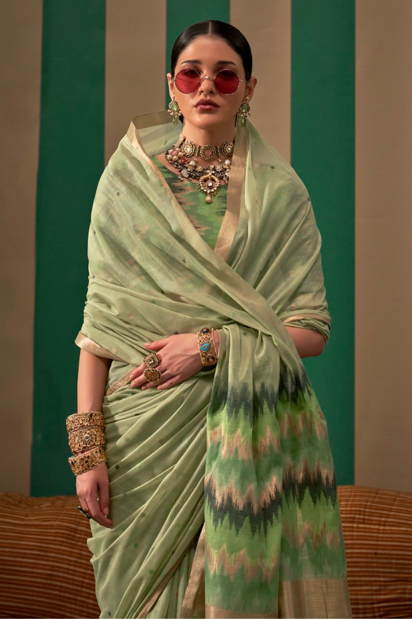 Buy MySilkLove Green Smoke Handloom Linen Saree Online