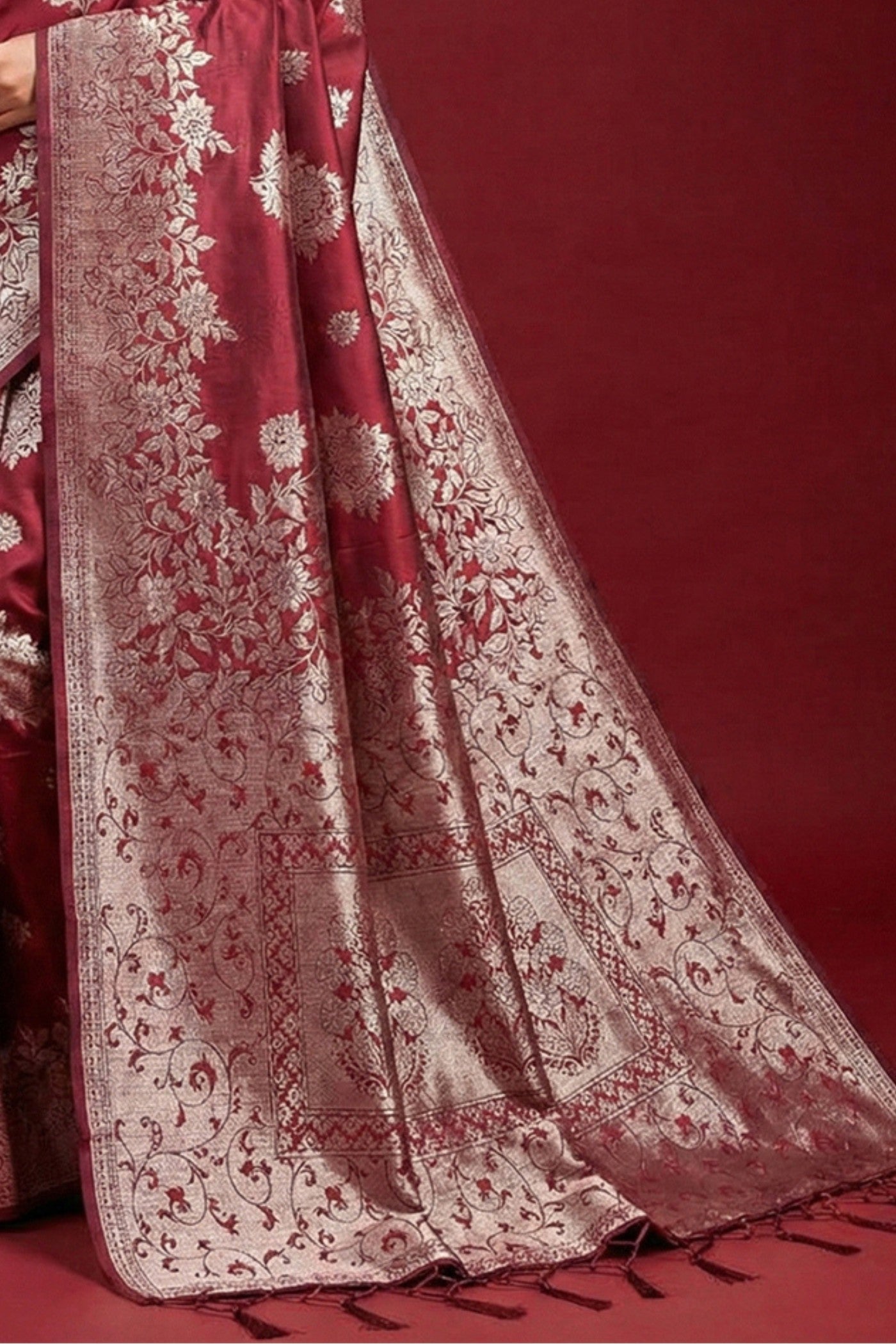 Buy MySilkLove Umber Maroon Woven Banarasi Silk Saree Online