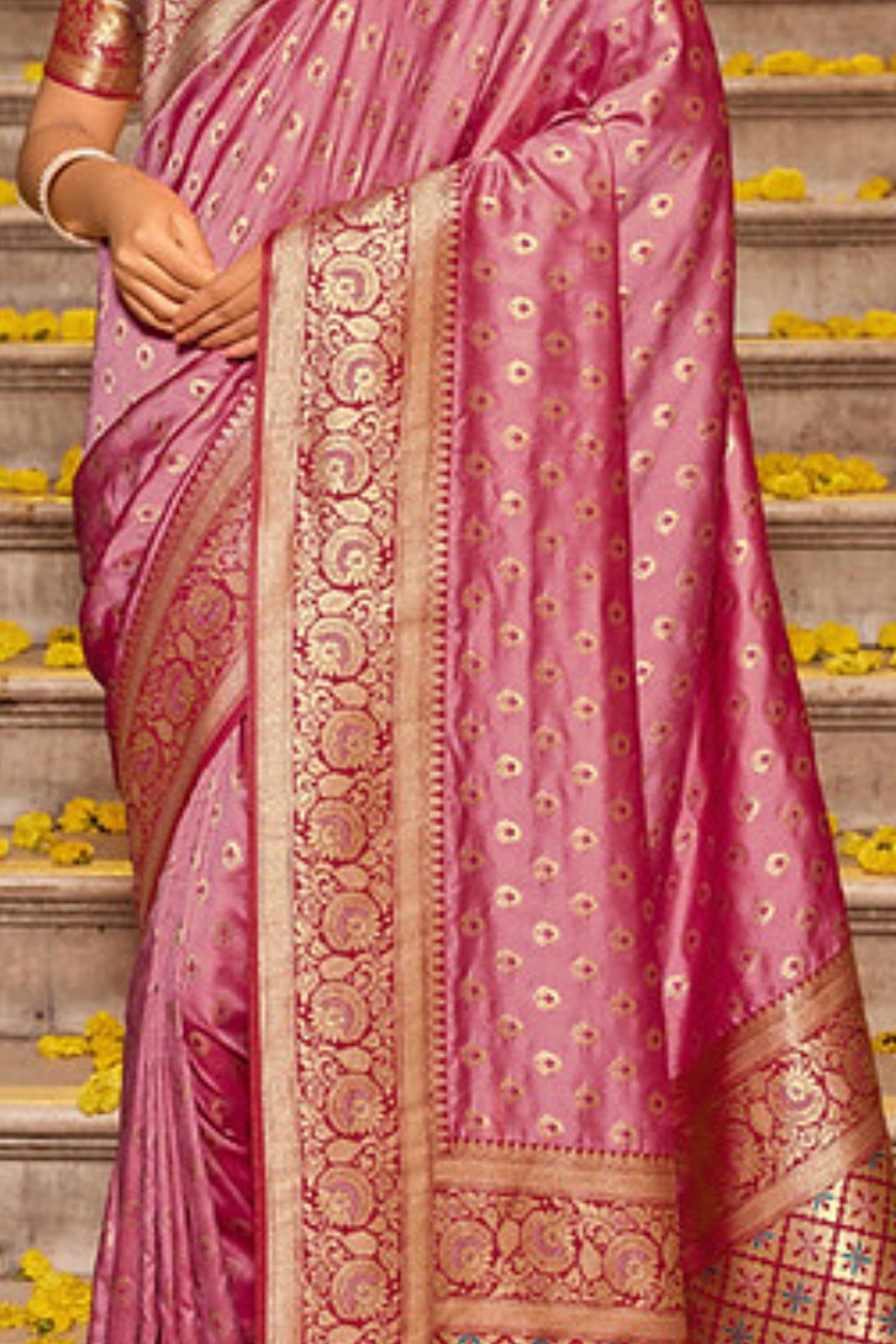 Buy MySilkLove Contessa Pink Zari Woven Banarasi Saree Online