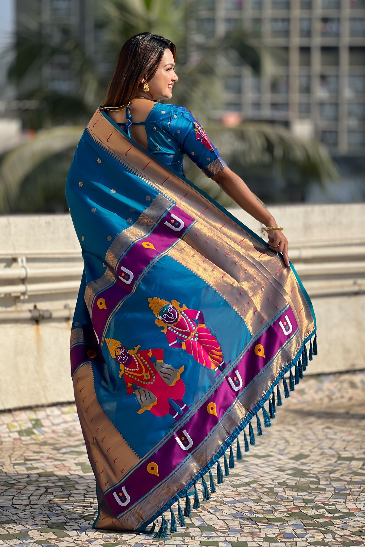 Buy MySilkLove Royal Blue Woven Paithani Saree Online