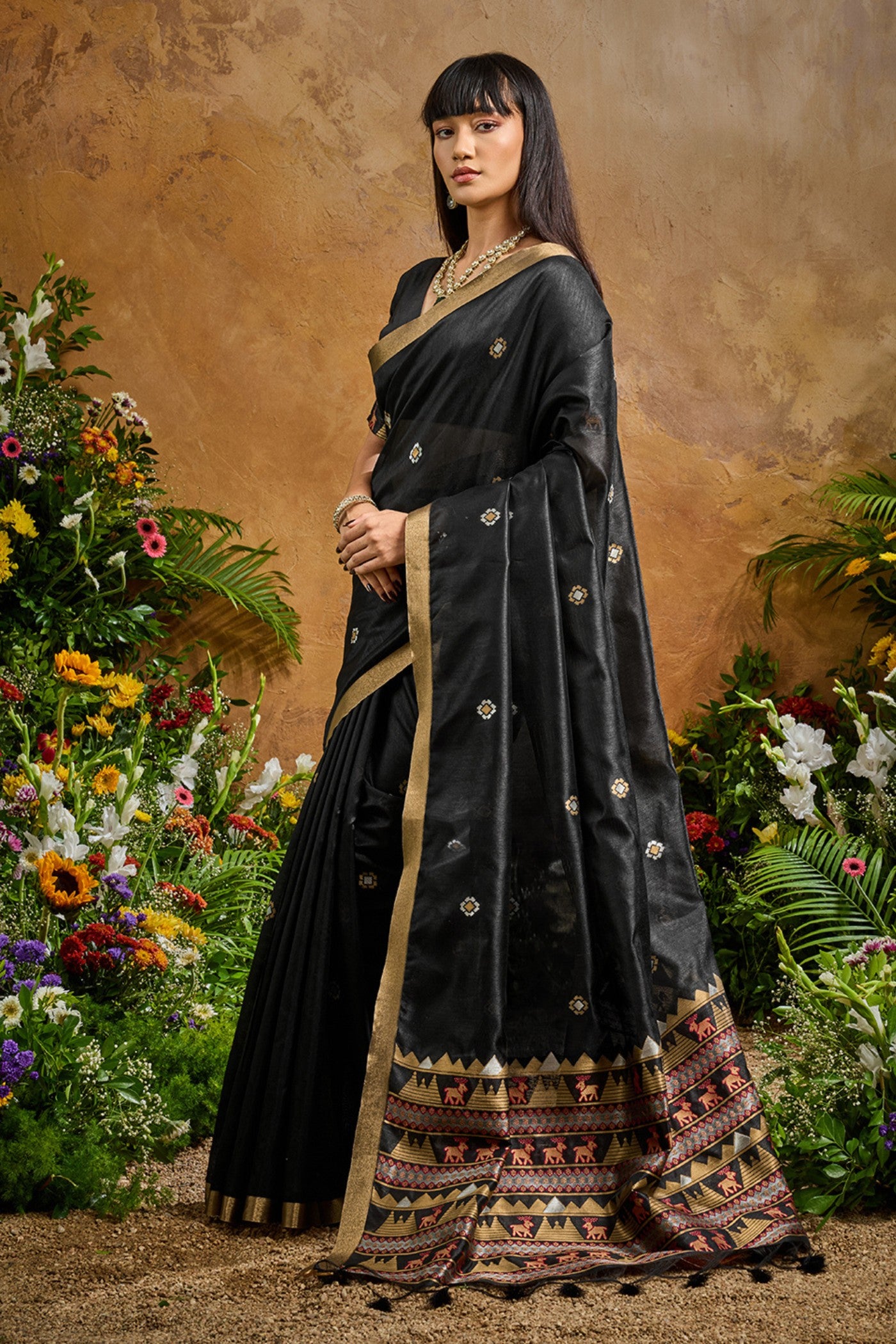 Buy MySilkLove Jade Black Tussar Handloom Silk Saree Online