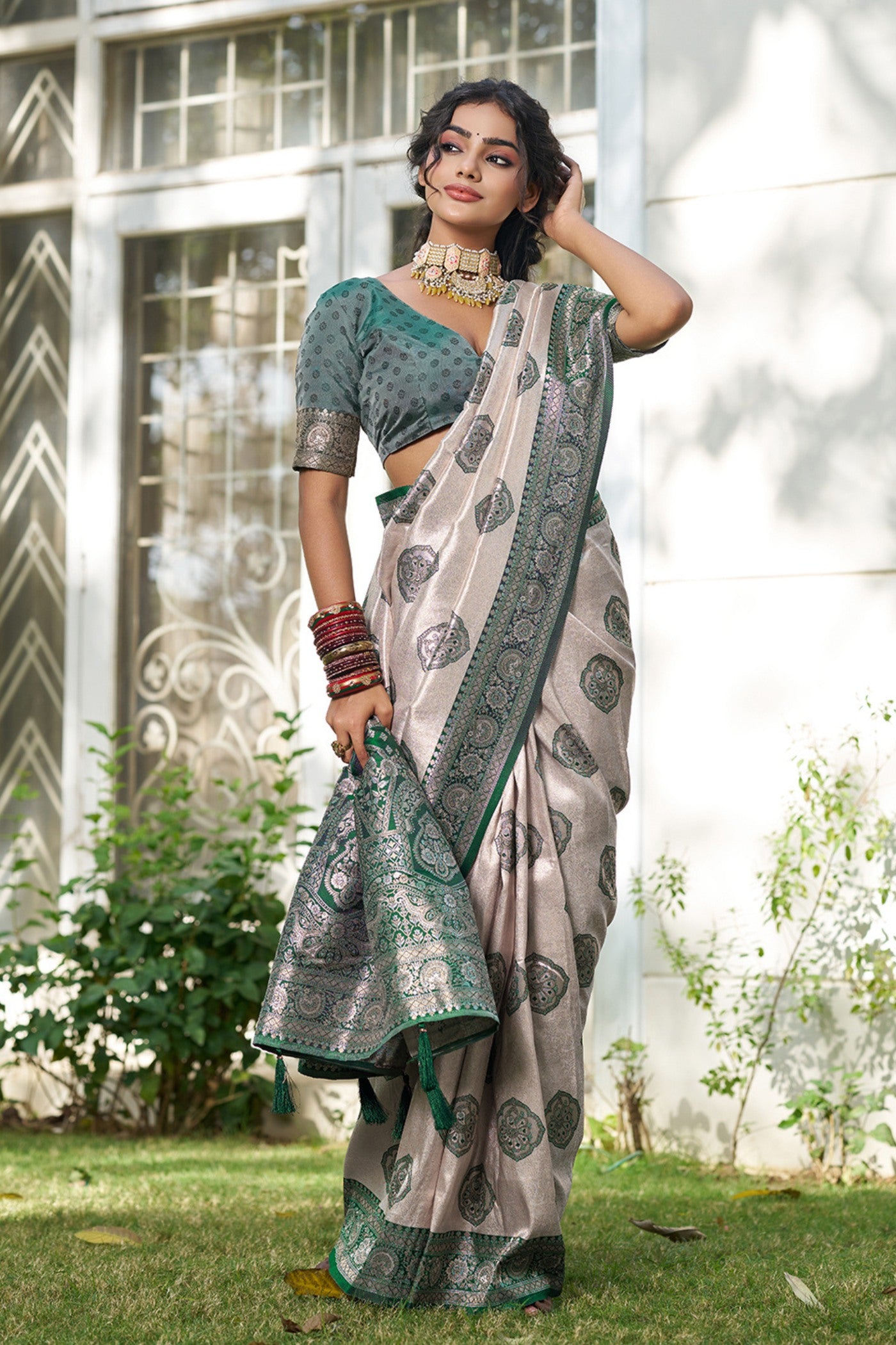 Buy MySilkLove Ivory Cream and Green Woven Banarasi Saree Online