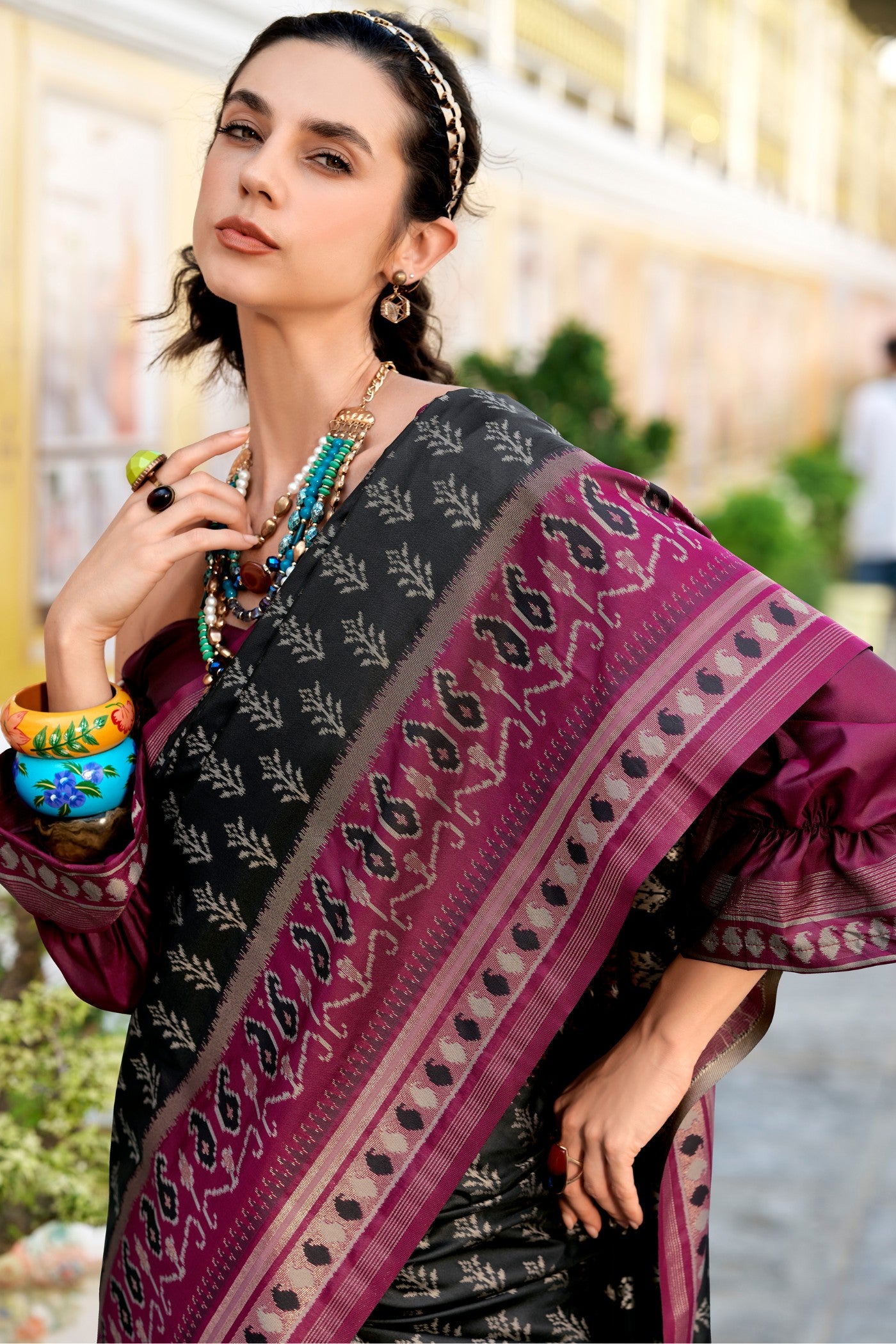 Buy MySilkLove Dune Black Woven Banarasi Saree Online