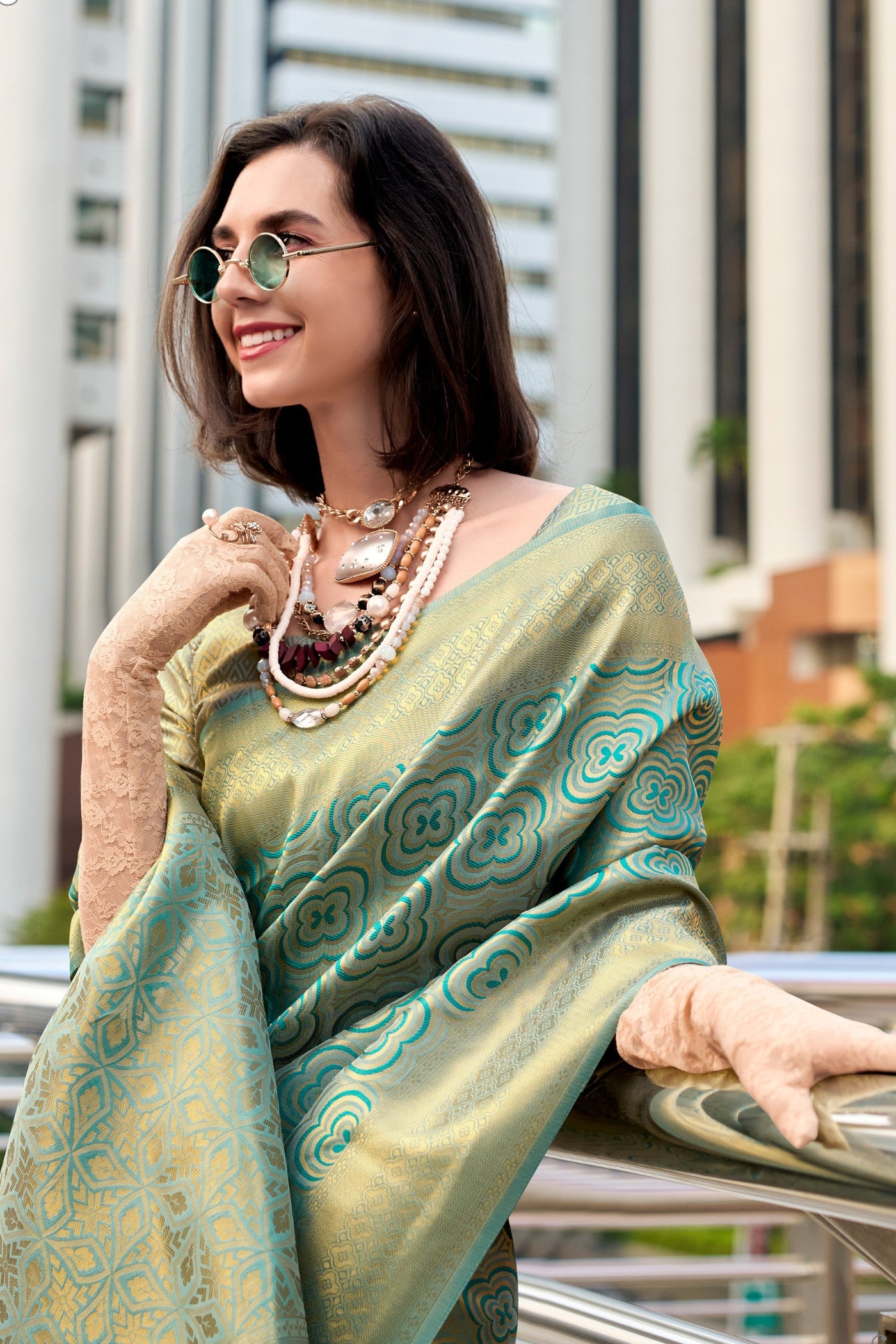 Buy MySilkLove Finlandia Green Handloom Kanjivaram Saree Online