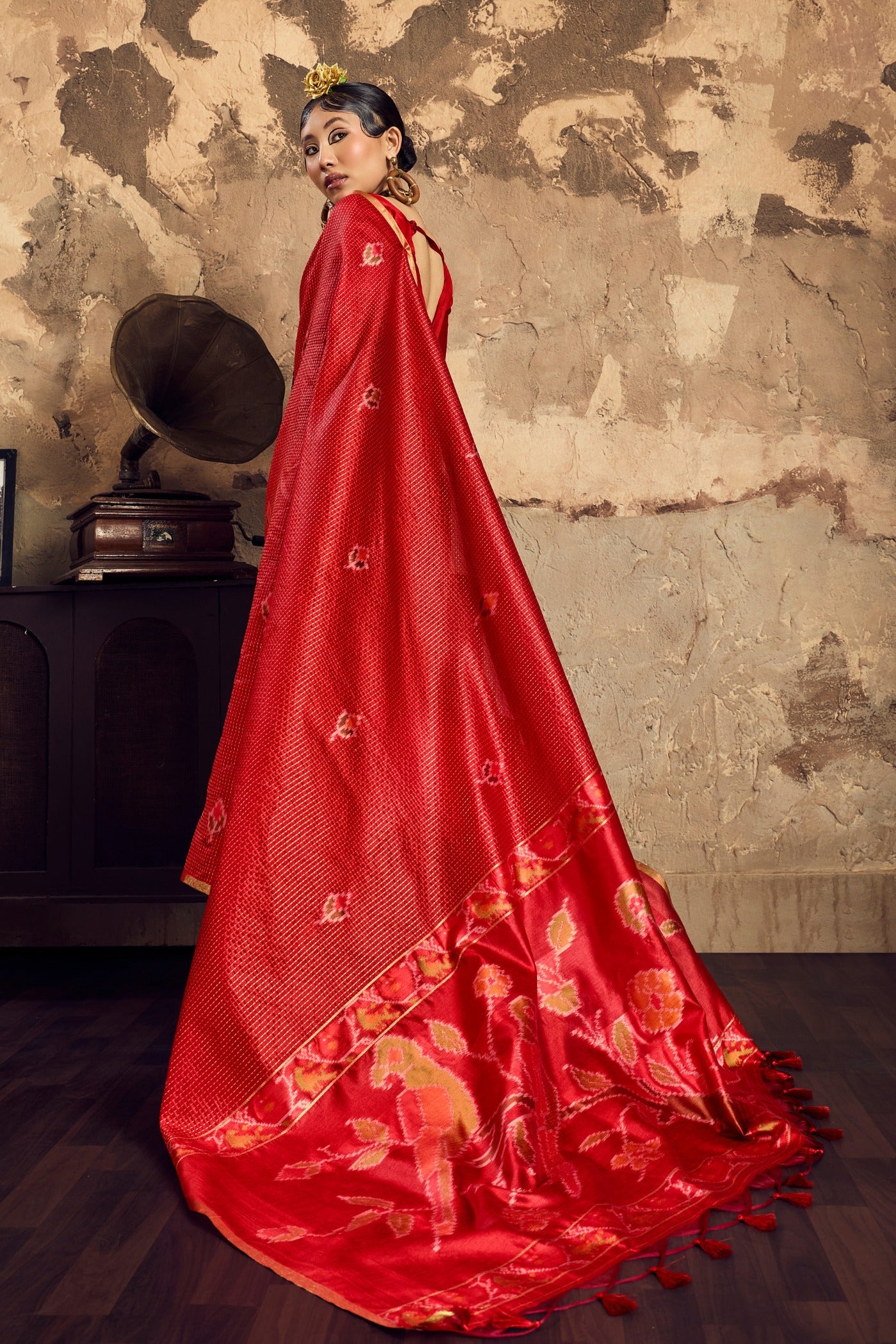 Buy MySilkLove Medium Red Tussar Paithani Fusion Handloom Saree Online