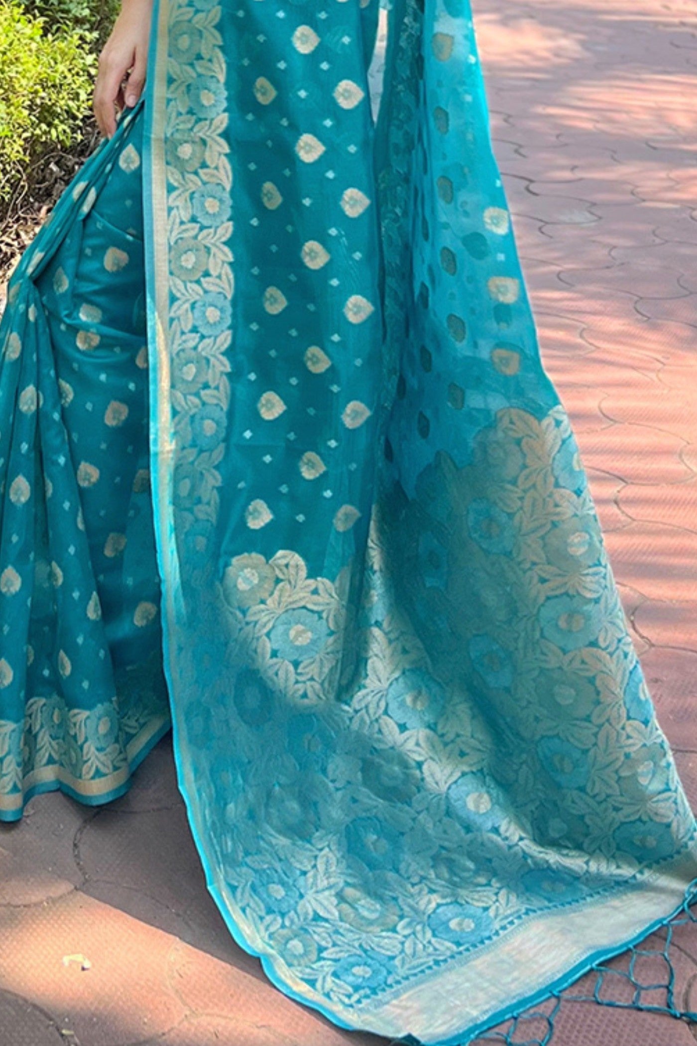 Buy MySilkLove Lochinvar Blue Zari Woven Organza Saree Online