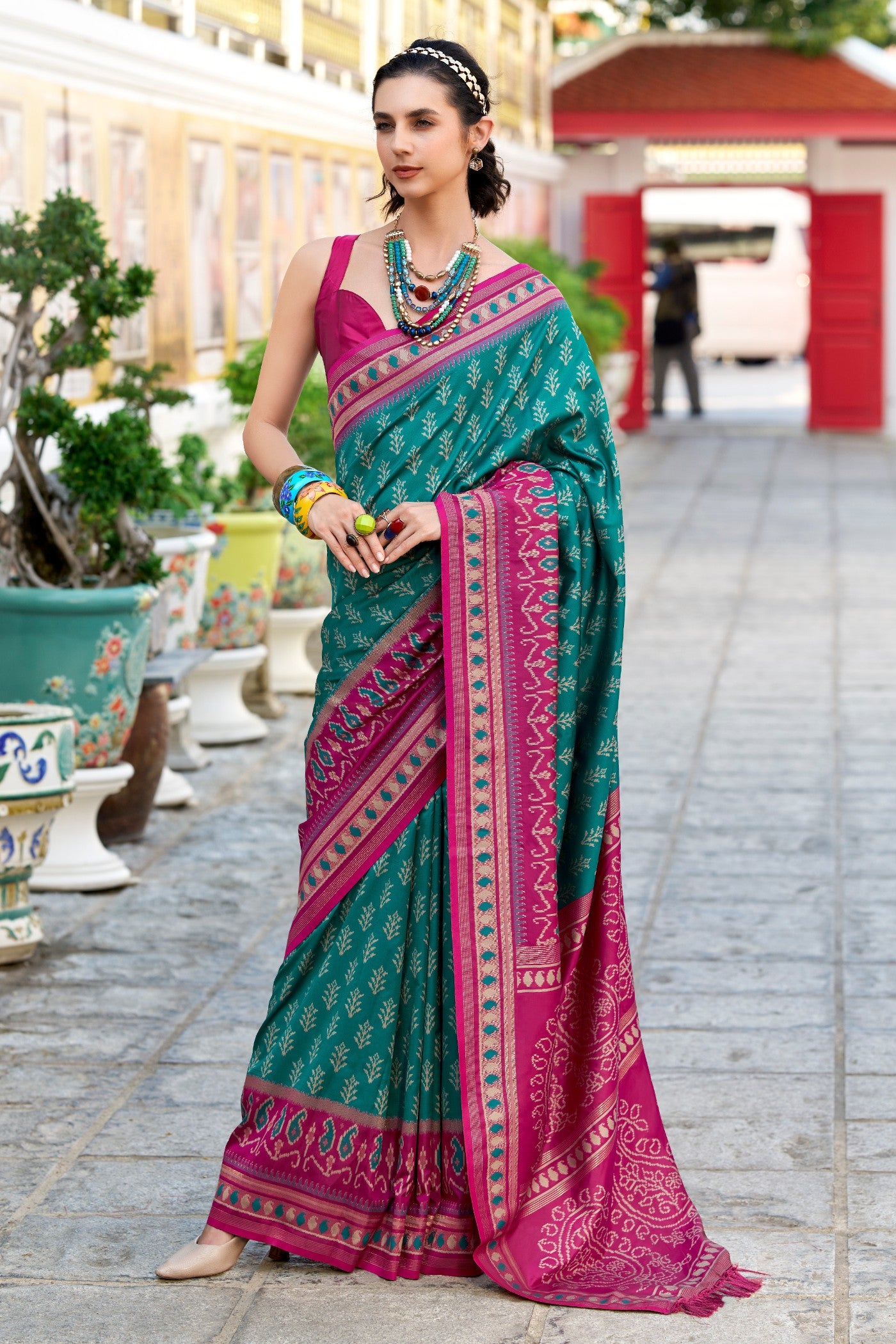 Buy MySilkLove Elm Green Woven Banarasi Saree Online