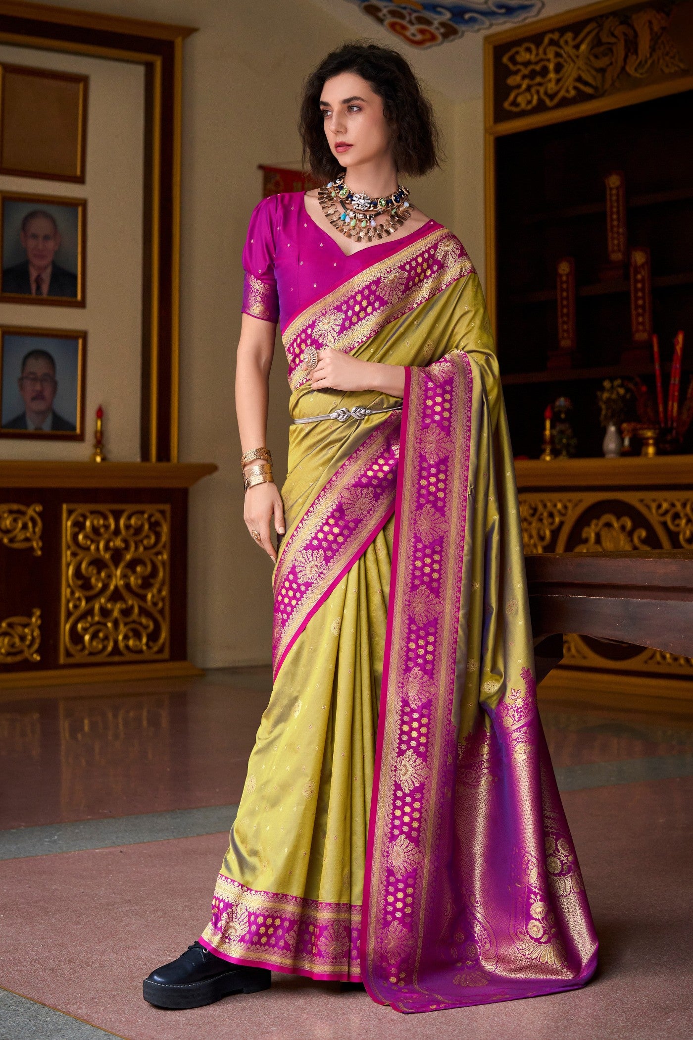 Buy MySilkLove Duranta Green Woven Banarasi Saree Online