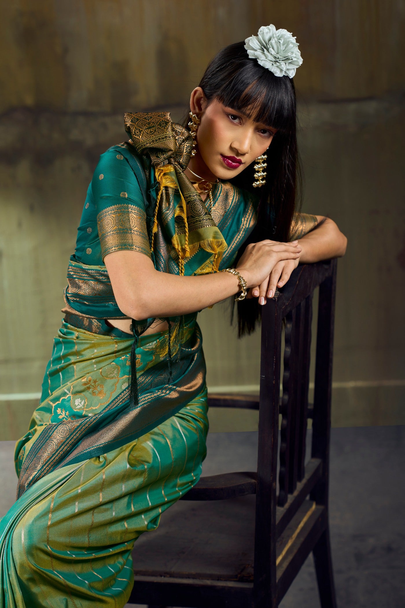 Buy MySilkLove Parrot Green Pochampally Handloom Saree Online