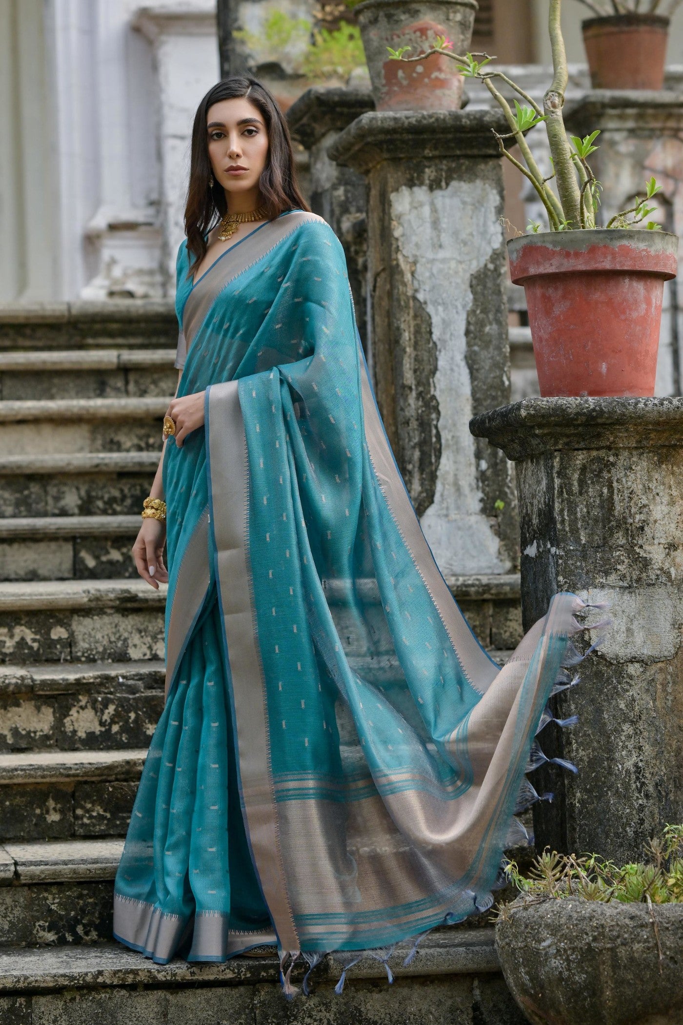 Buy MySilkLove Admiral Blue Woven Banarasi Saree Online