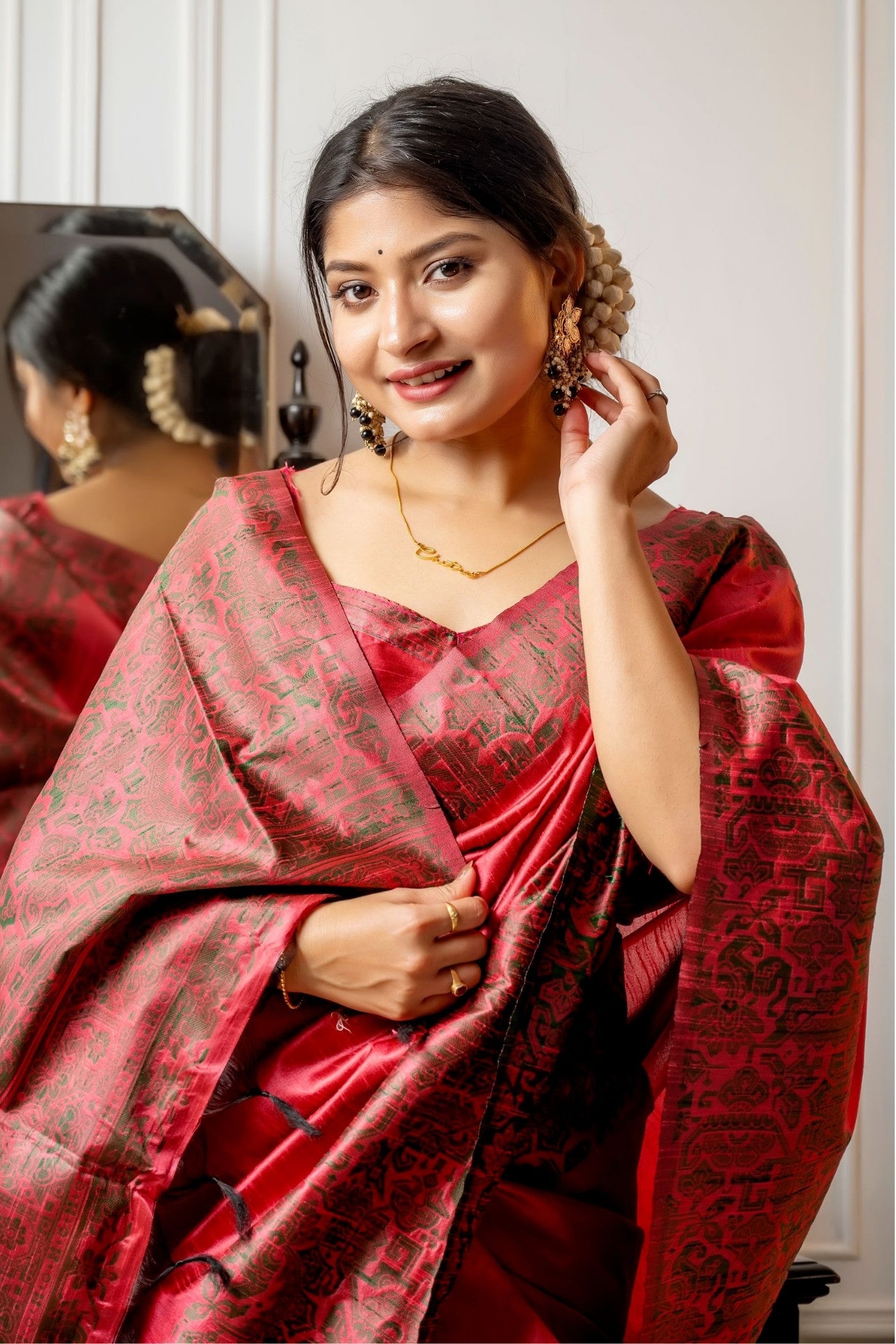 Buy MySilkLove Cantaloupe Red Banarasi Handloom Raw Silk Saree Online