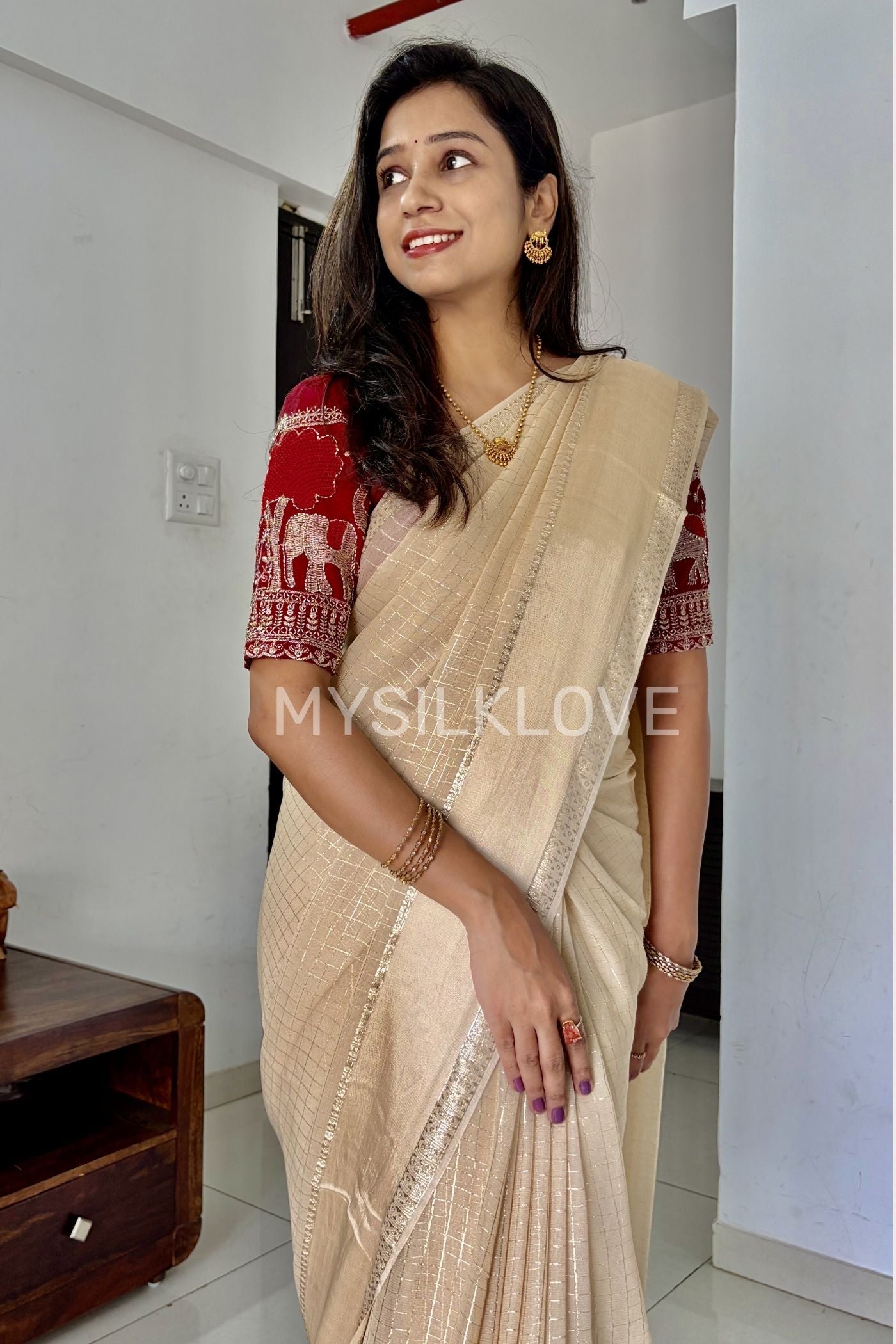 Buy MySilkLove Pearly Cream Georgette Partywear Saree Online