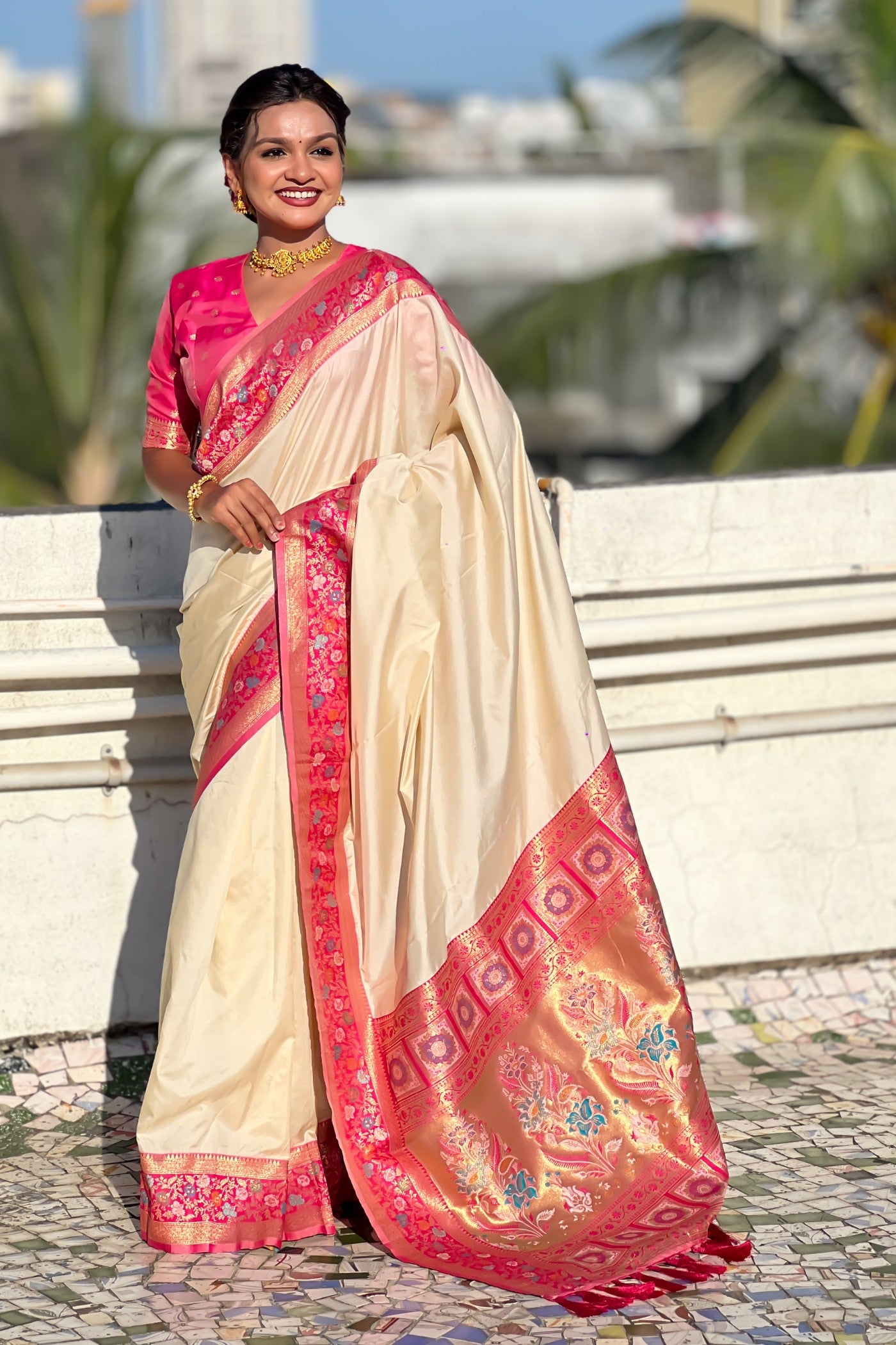 Buy MySilkLove Soapstone White Zari Woven Paithani Saree Online