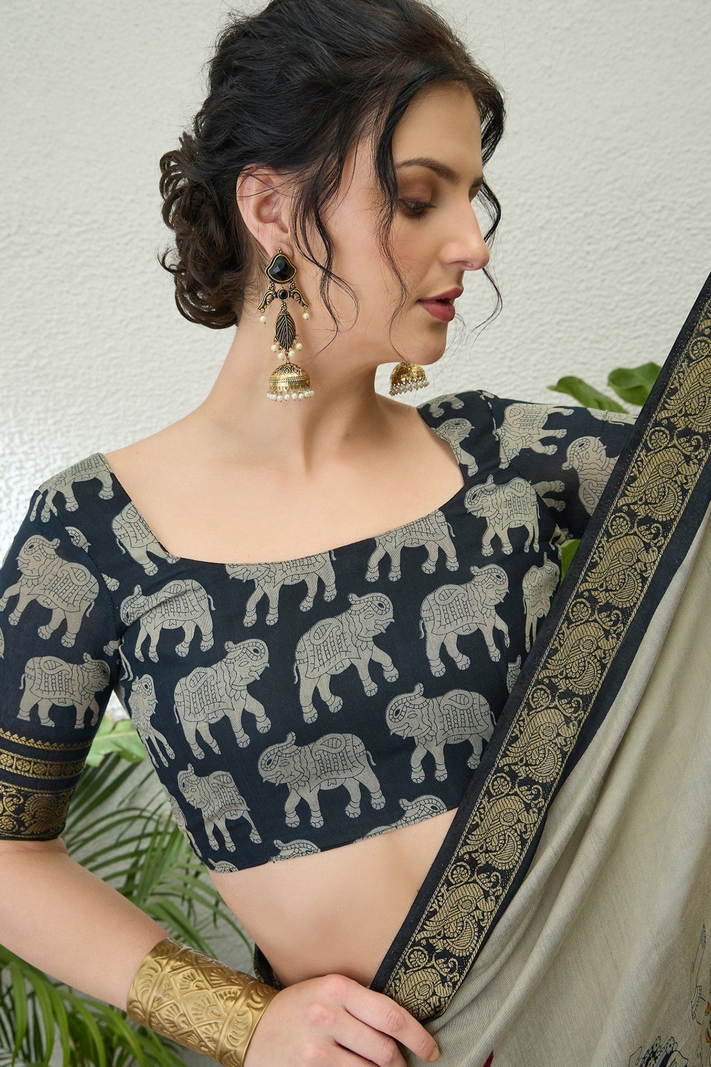 Buy MySilkLove Cloudy Grey Printed Cotton Saree Online