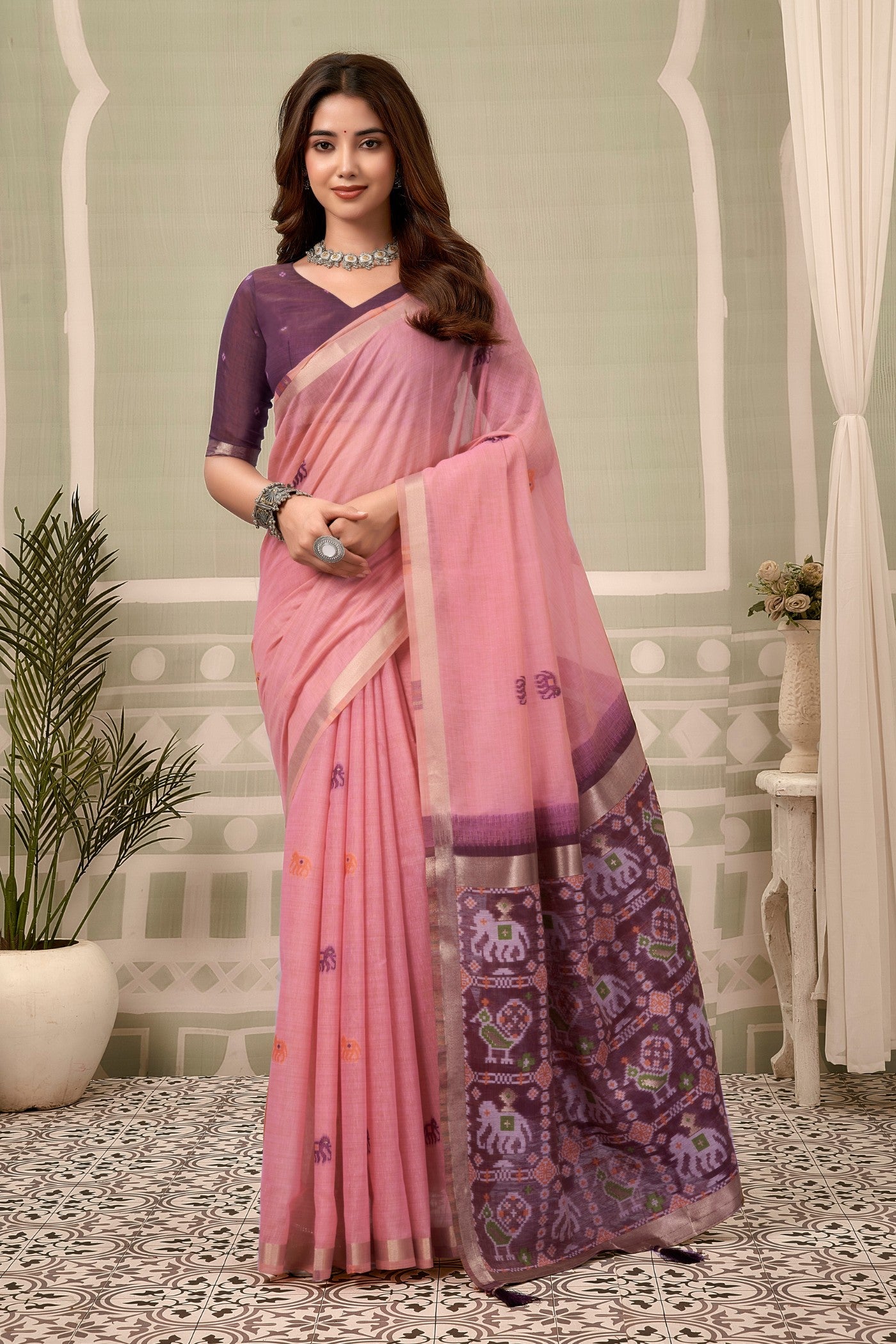 Buy MySilkLove Lotus Pink Patola Pallu Zari Woven Saree Online