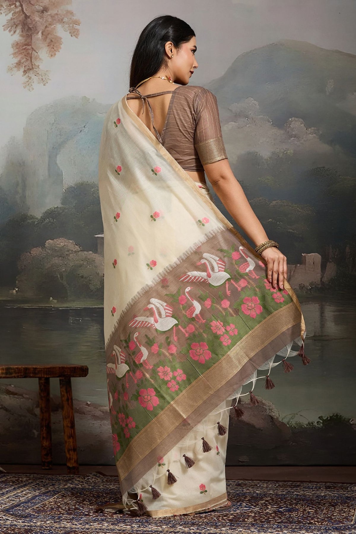 Buy MySilkLove Snowdrop White Cotton Handloom Swan Saree Online