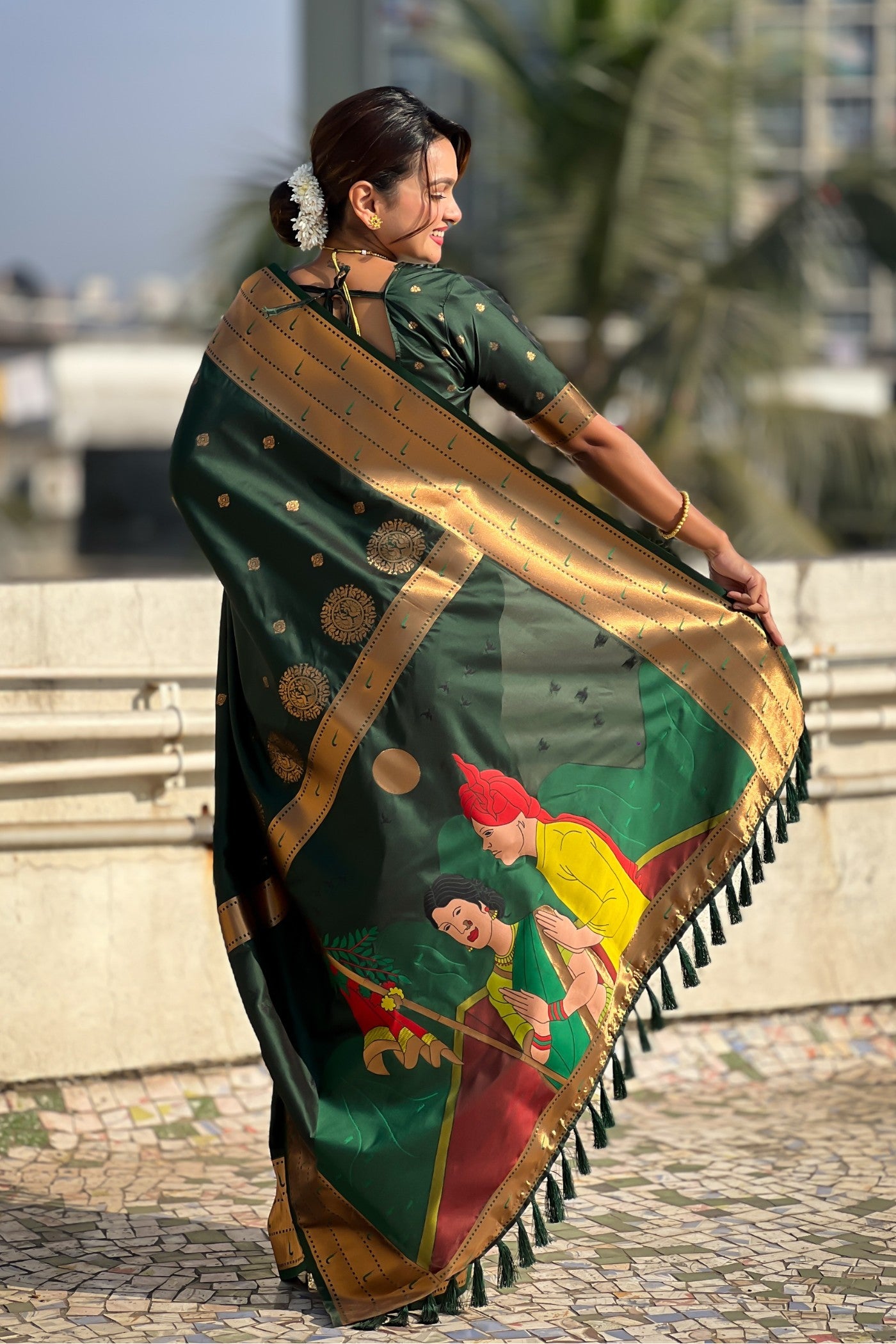 Buy MySilkLove Everglade Green Woven Paithani Saree Online