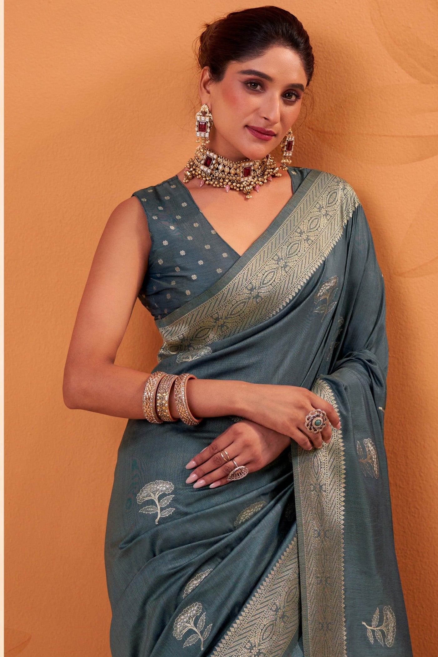 Buy MySilkLove Phthalo Green Tussar Handloom Silk Saree Online