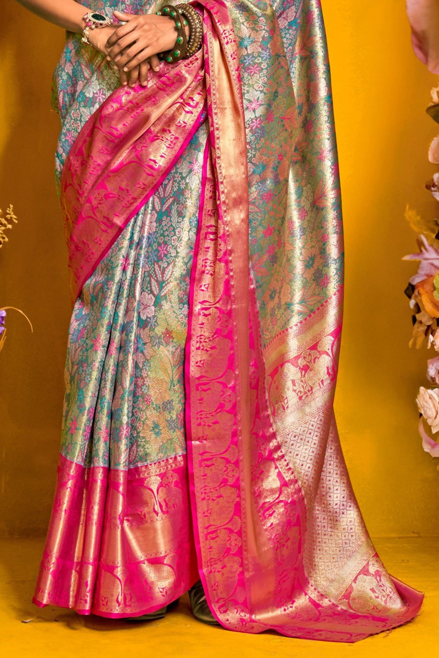 Buy MySilkLove Gainsboro Blue Handloom Kanjivaram Saree Online