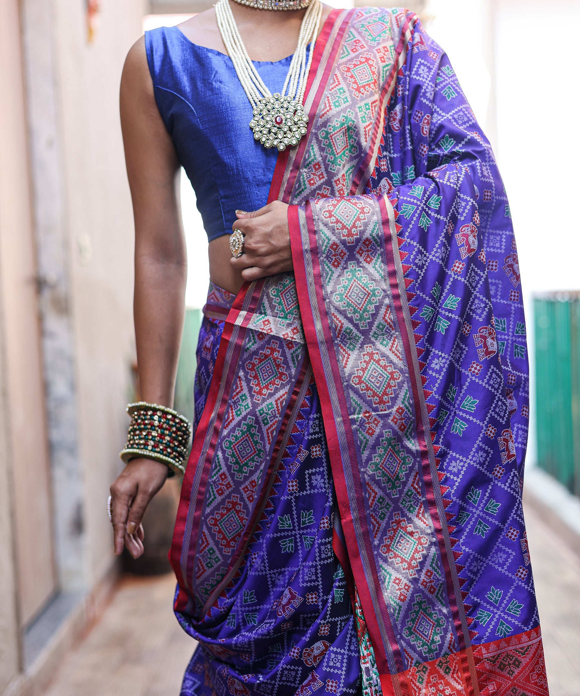 Buy MySilkLove Minsk Purple Woven Contrast Patola Silk Saree Online