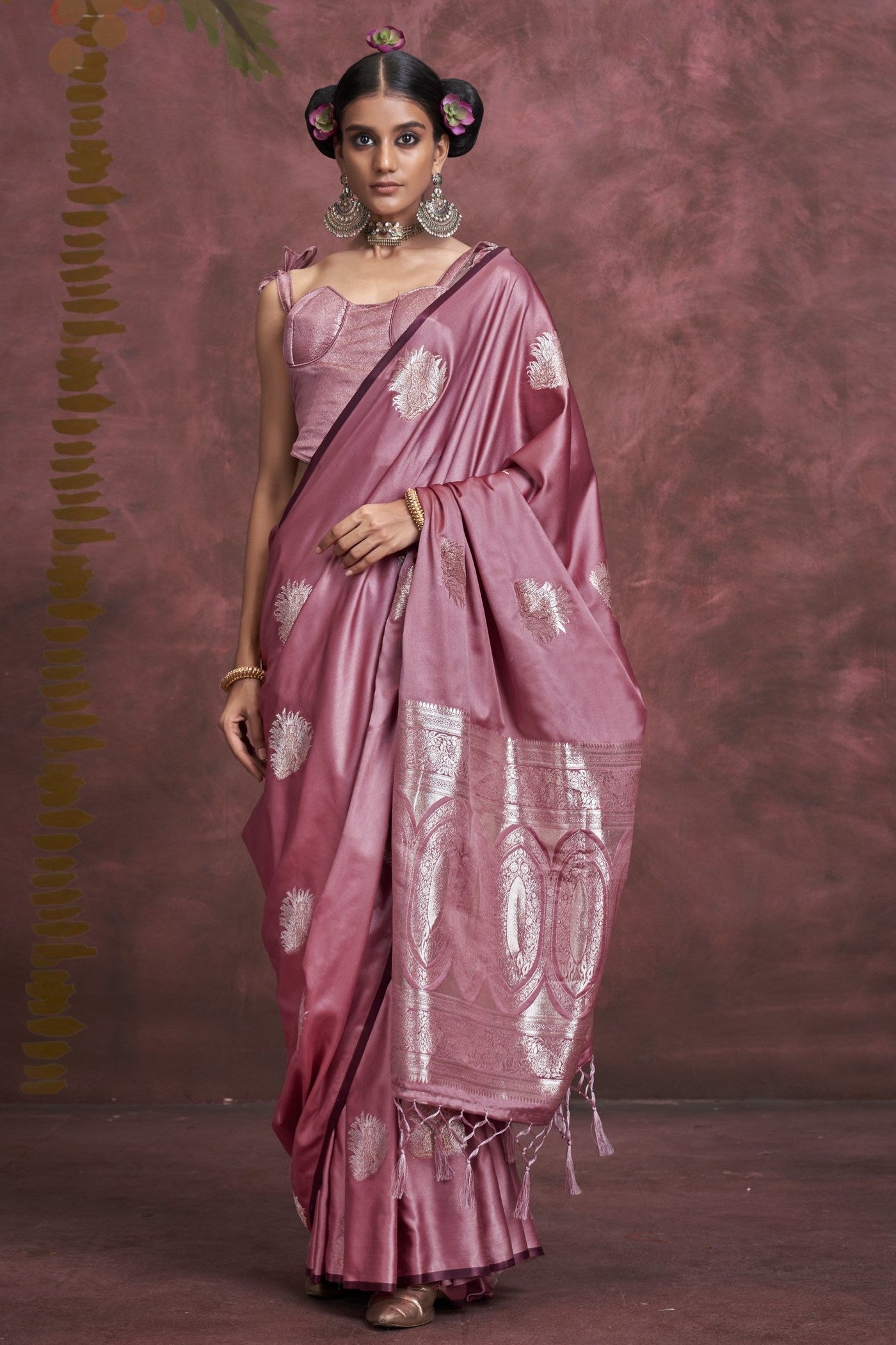 Buy MySilkLove Pearl Pink Handloom Satin Banarasi Saree Online