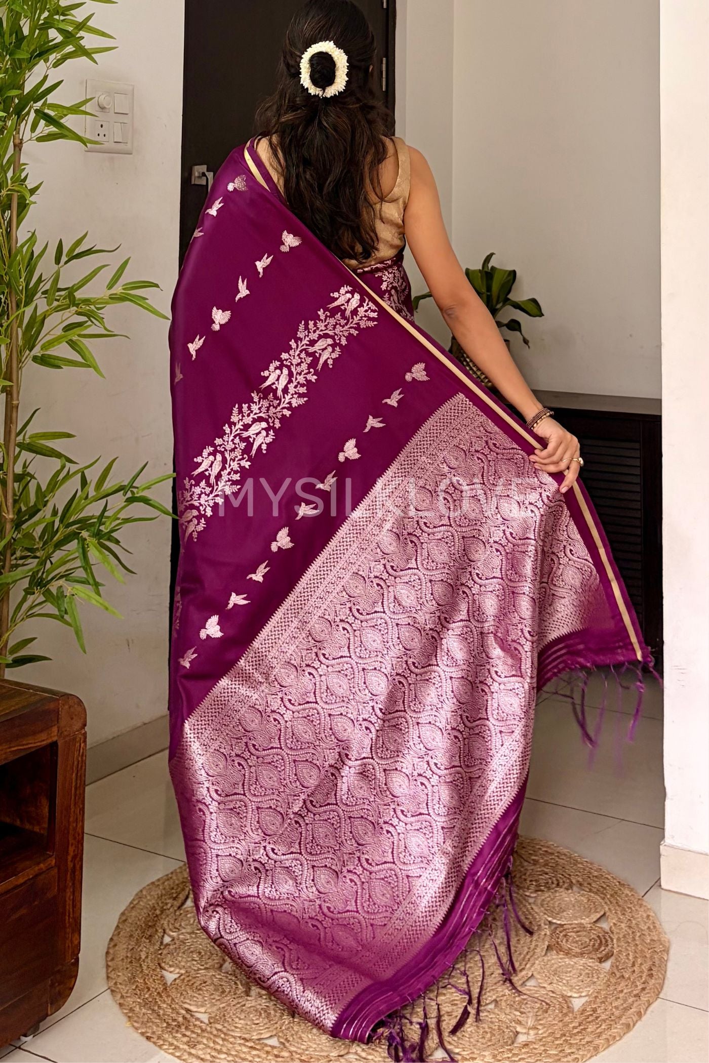 Buy MySilkLove Violaine Purple Handloom Satin Silk Saree Online