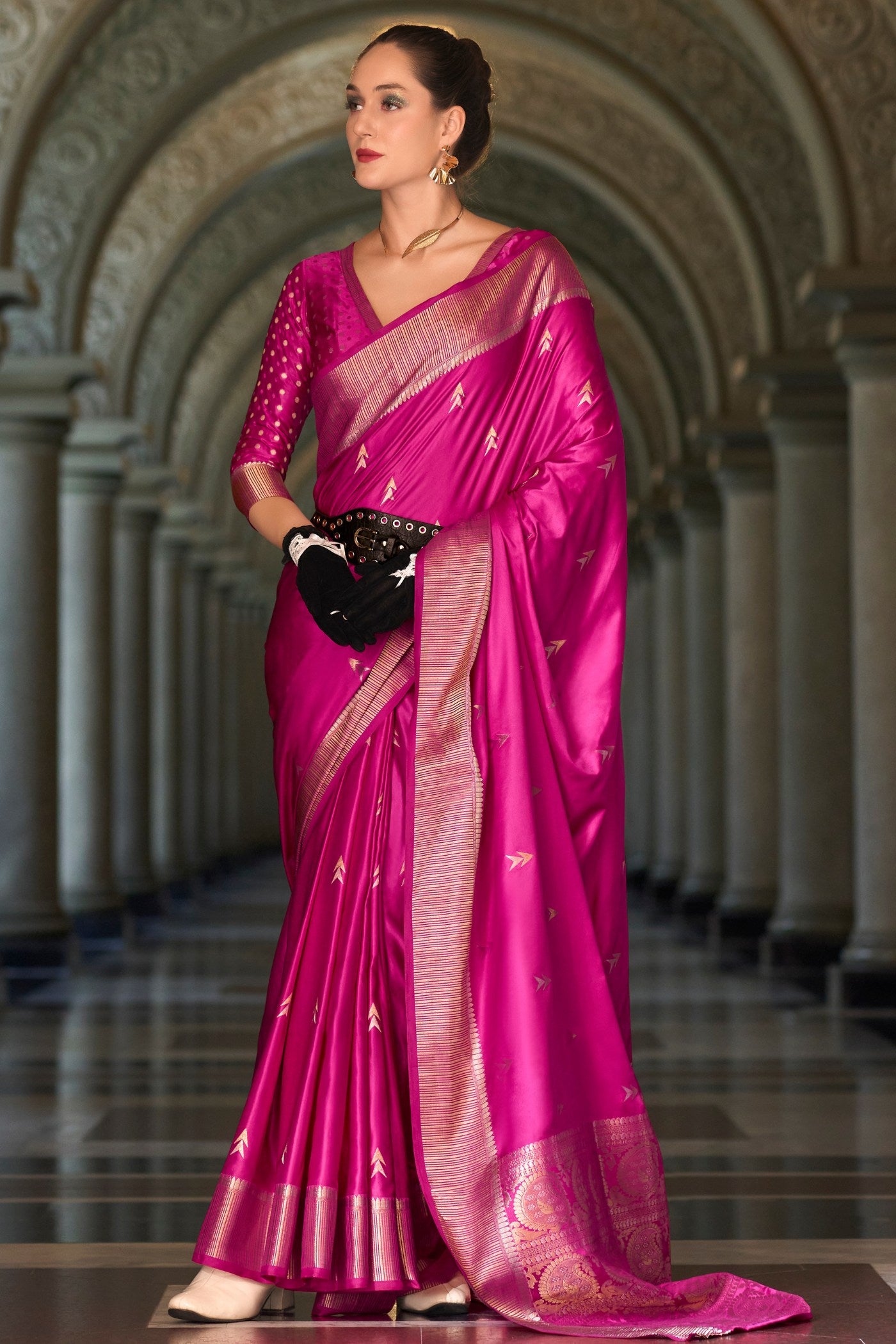 Buy MySilkLove Magenta Pink Handloom Satin Banarasi Saree Online