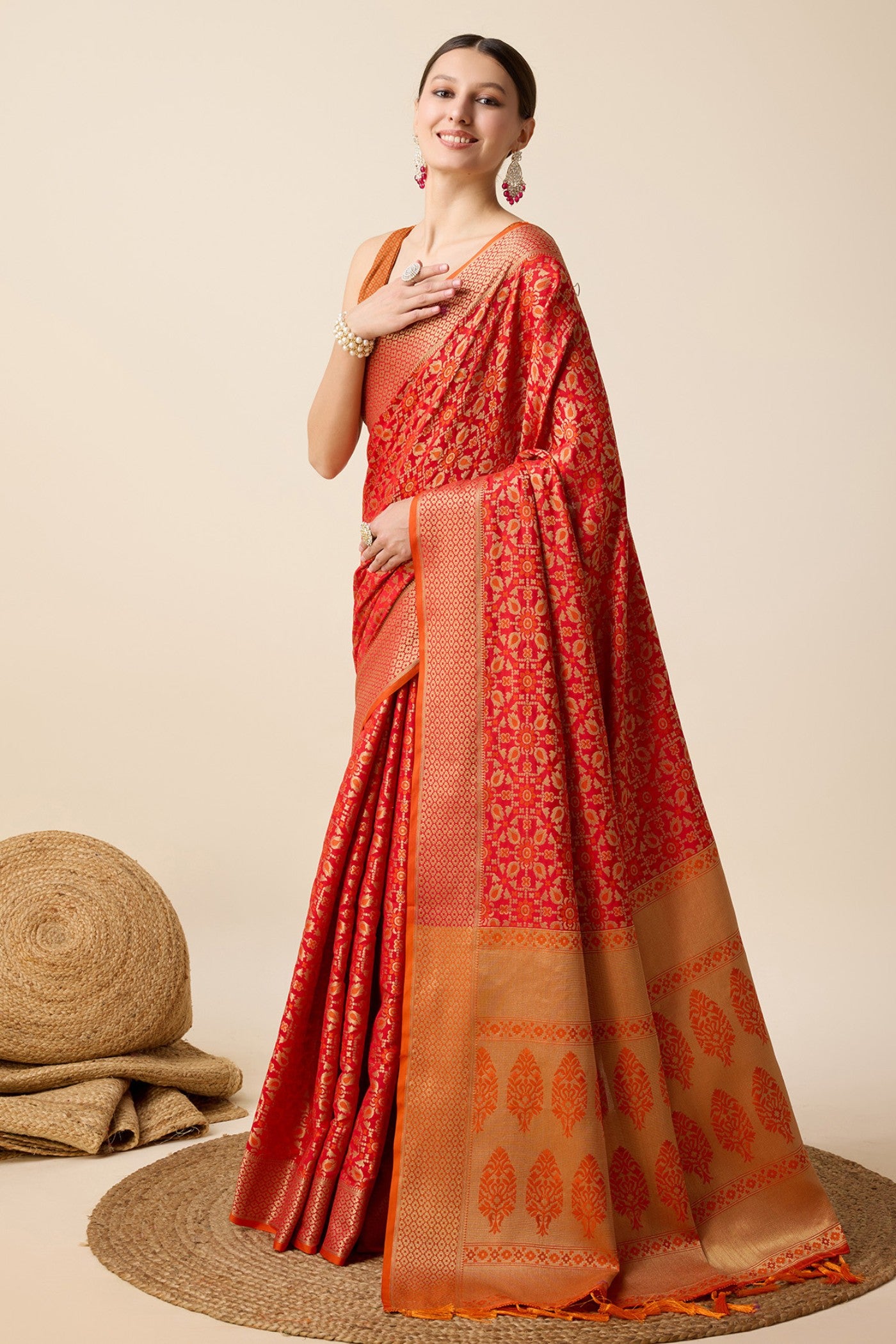 Buy MySilkLove Falun Red Zari Woven Banarasi Saree Online