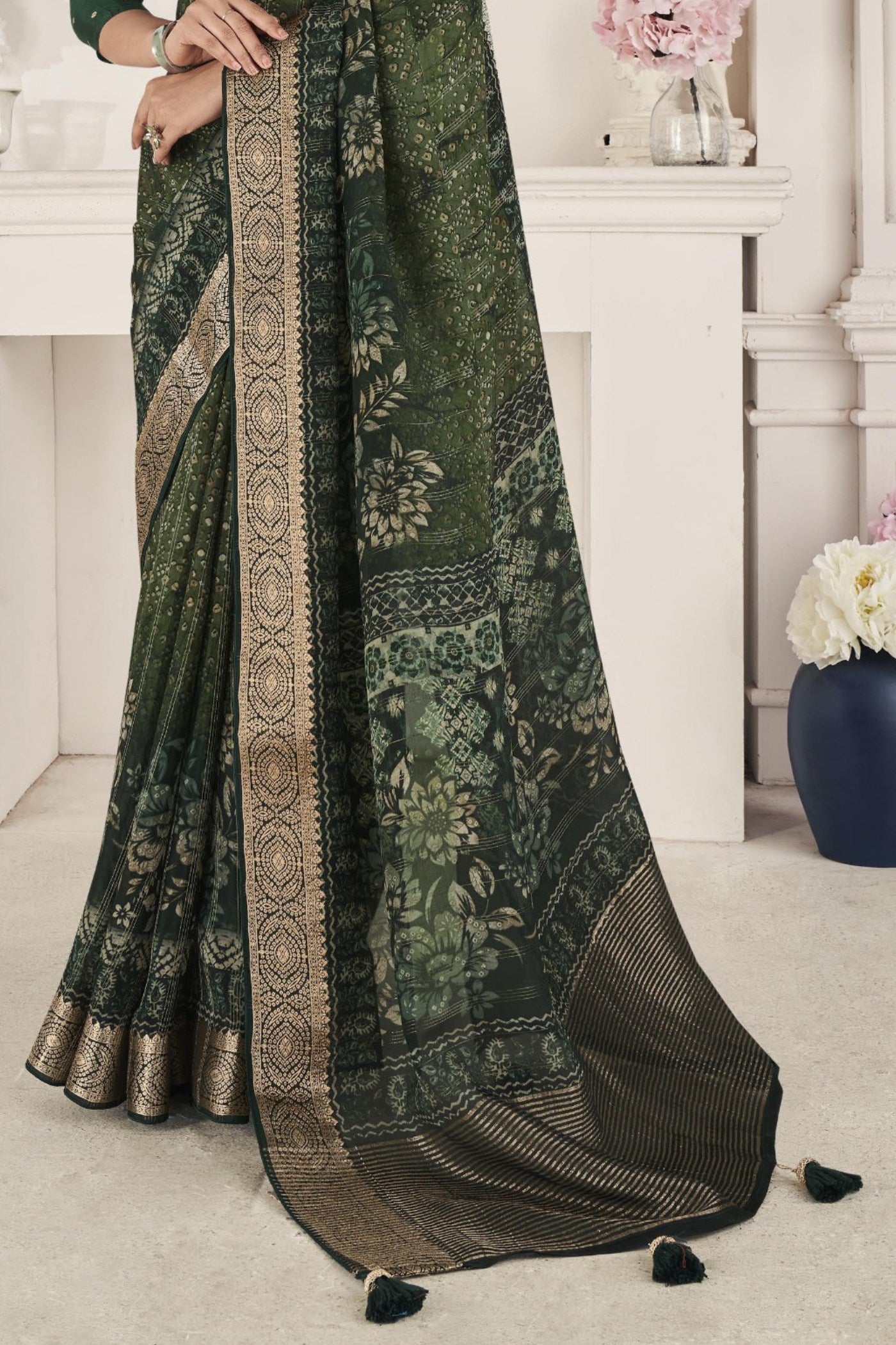 Buy MySilkLove Rangitoto Green Banarasi Silk Saree Online