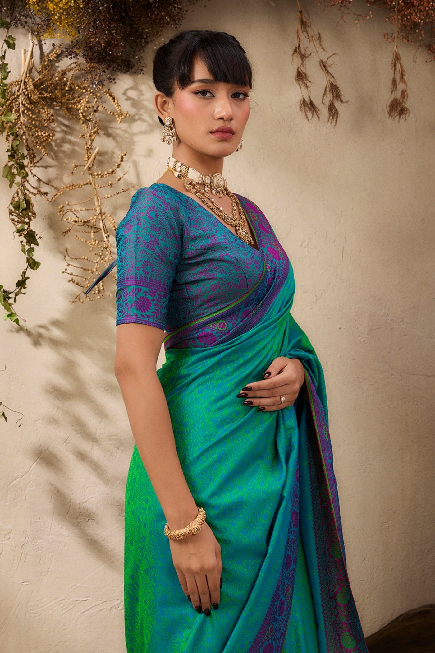 Buy MySilkLove Navy Green Woven Tanchoi Kanjivaram Saree Online