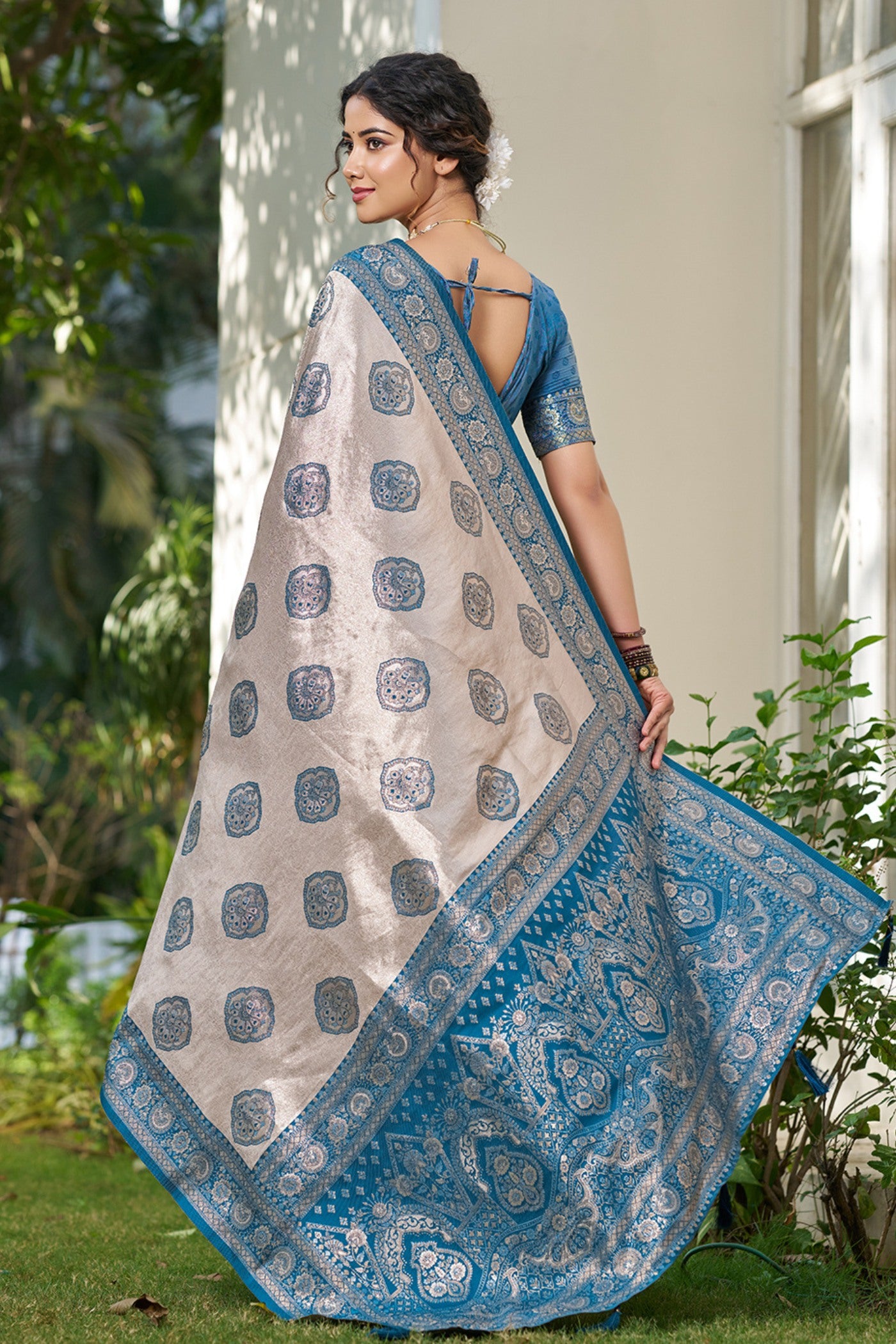 Buy MySilkLove Oyster Cream and Blue Woven Banarasi Saree Online