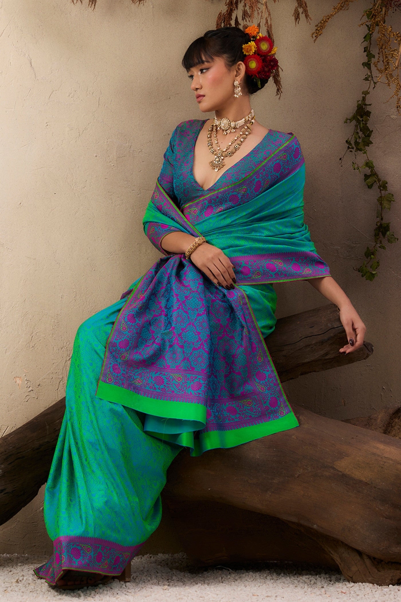 Buy MySilkLove Navy Green Woven Tanchoi Kanjivaram Saree Online
