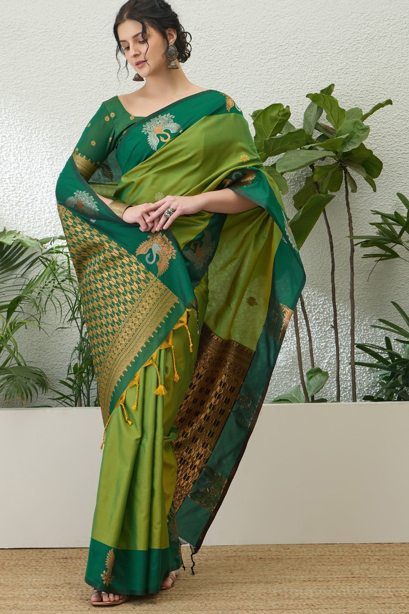 Buy MySilkLove Asparagus Green Banarasi Handloom Soft Silk Saree Online