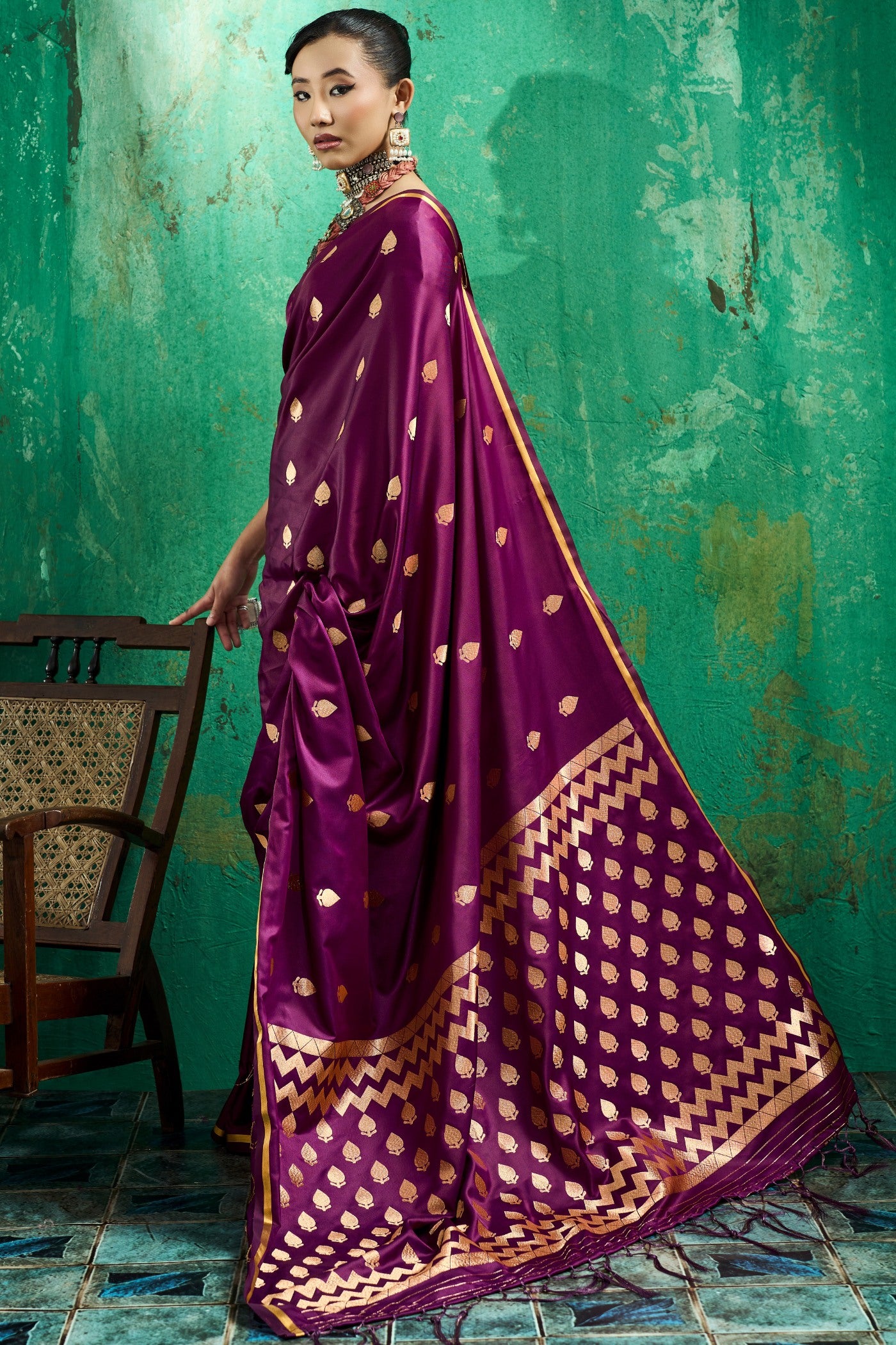 Buy MySilkLove Plum Purple Handloom Satin Silk Saree Online