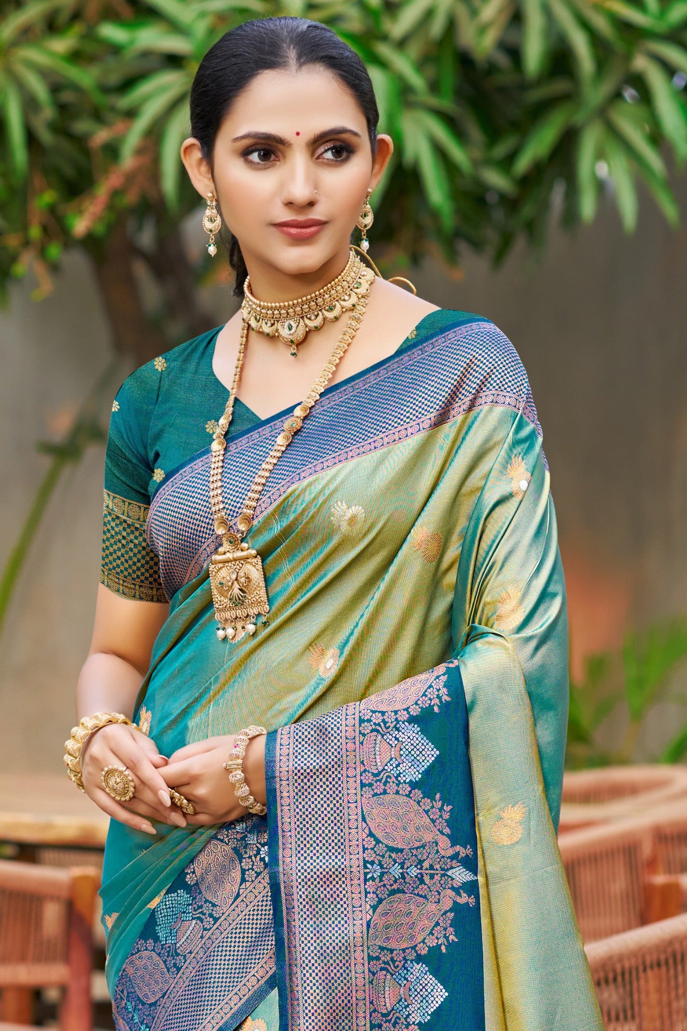 Buy MySilkLove Spring Green Woven Banarasi Saree Online