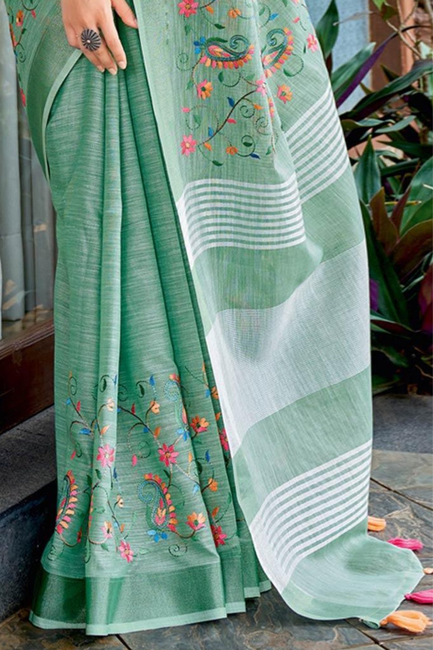 Buy MySilkLove Summer Green Handcrafted Linen Saree Online