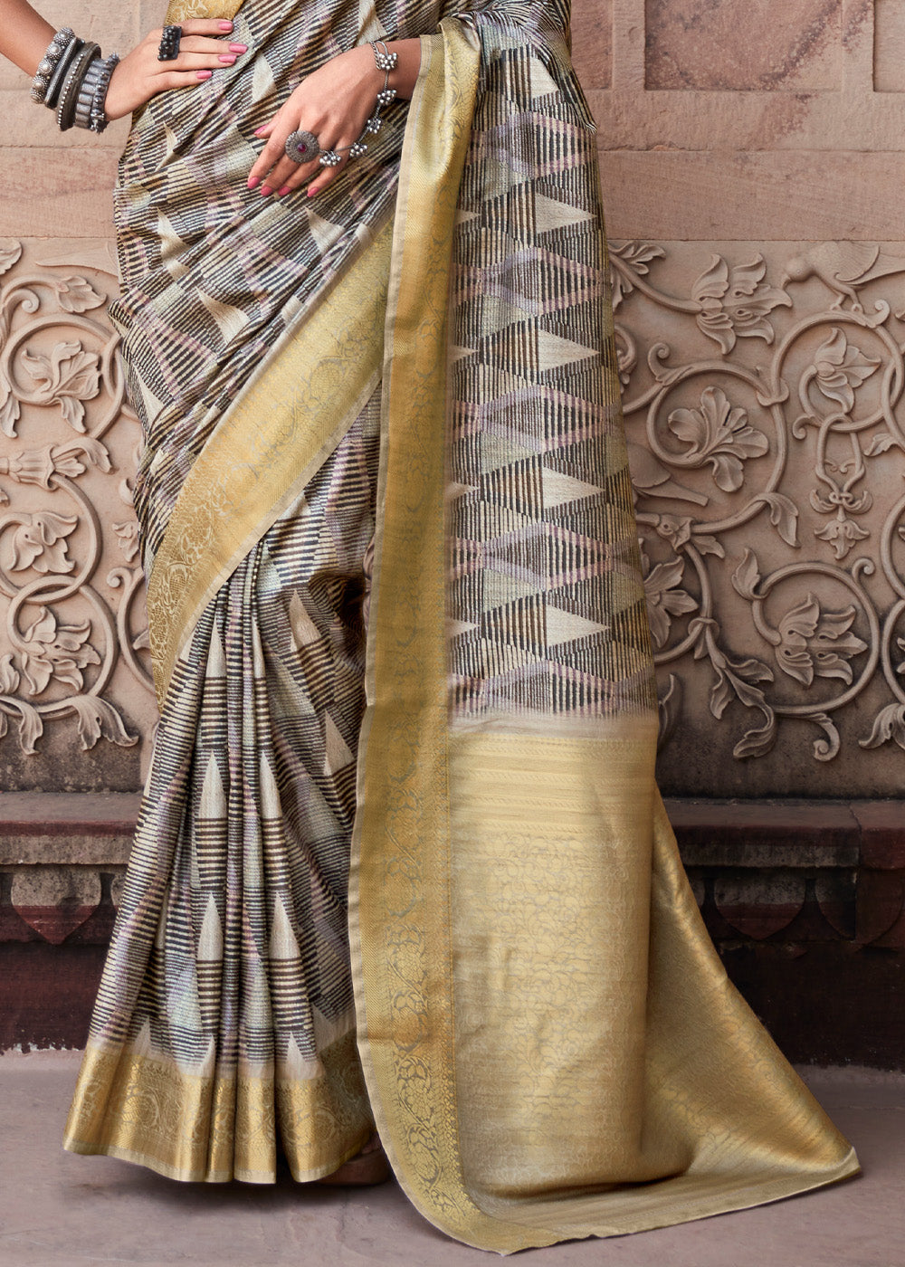 Buy MySilkLove Hurricane Grey Handloom Banarasi Silk Saree Online