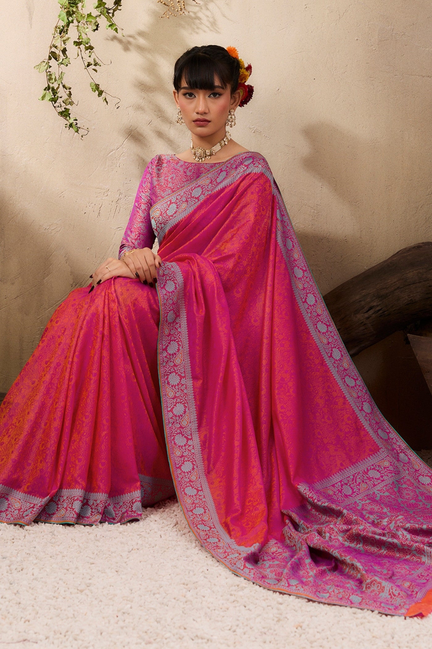Buy MySilkLove Hot Pink Woven Tanchoi Kanjivaram Saree Online