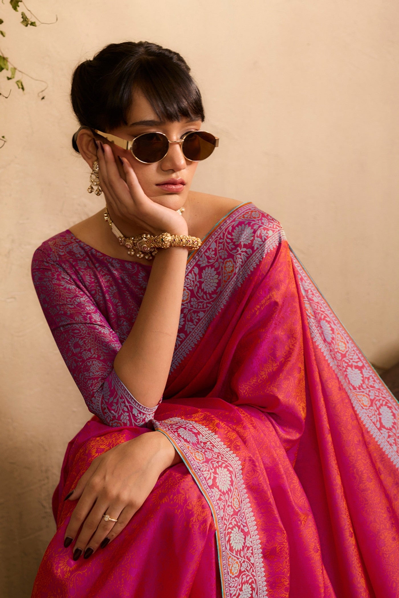 Buy MySilkLove Hot Pink Woven Tanchoi Kanjivaram Saree Online