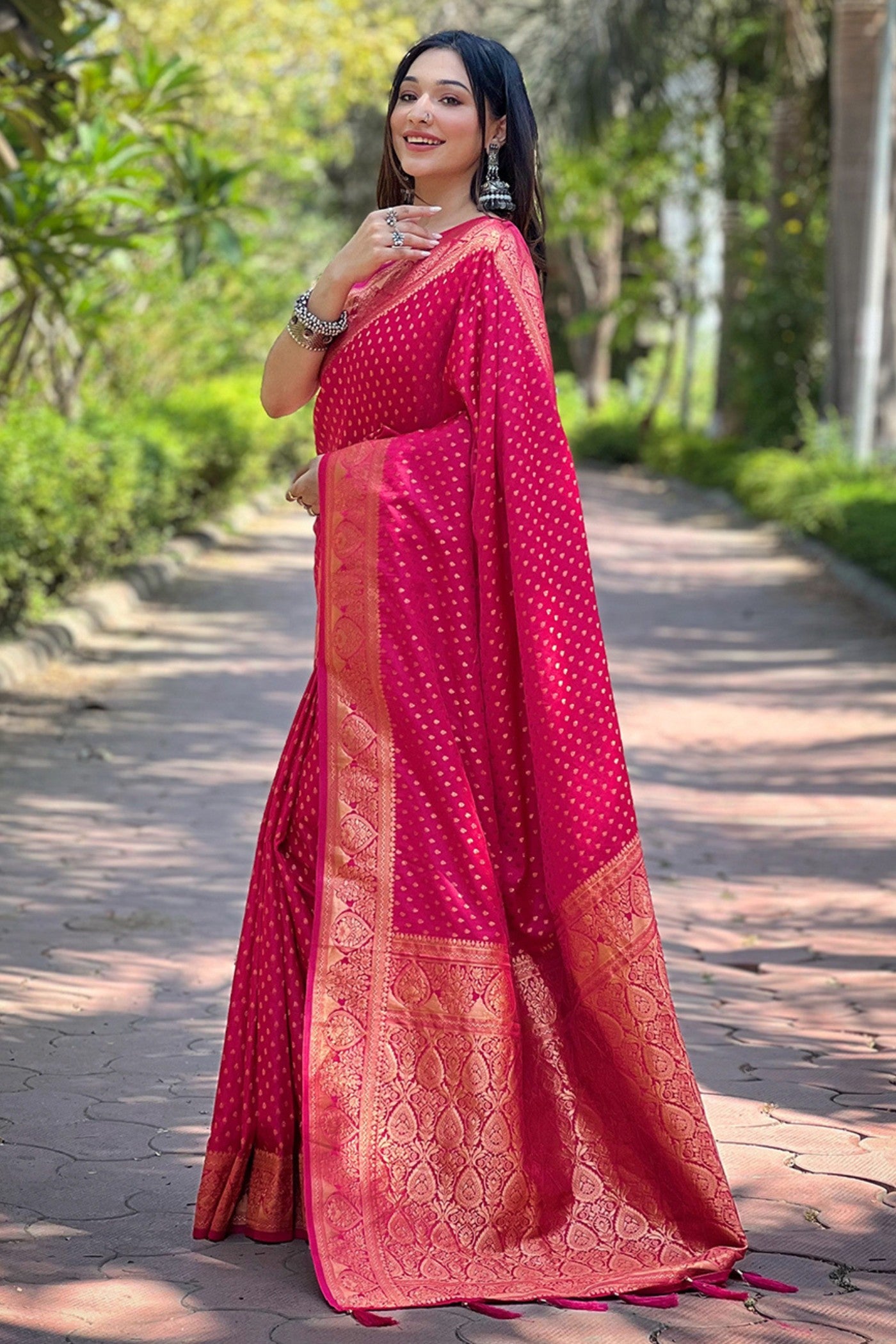 Buy MySilkLove Crimson Pink Zari Woven Banarasi Saree Online