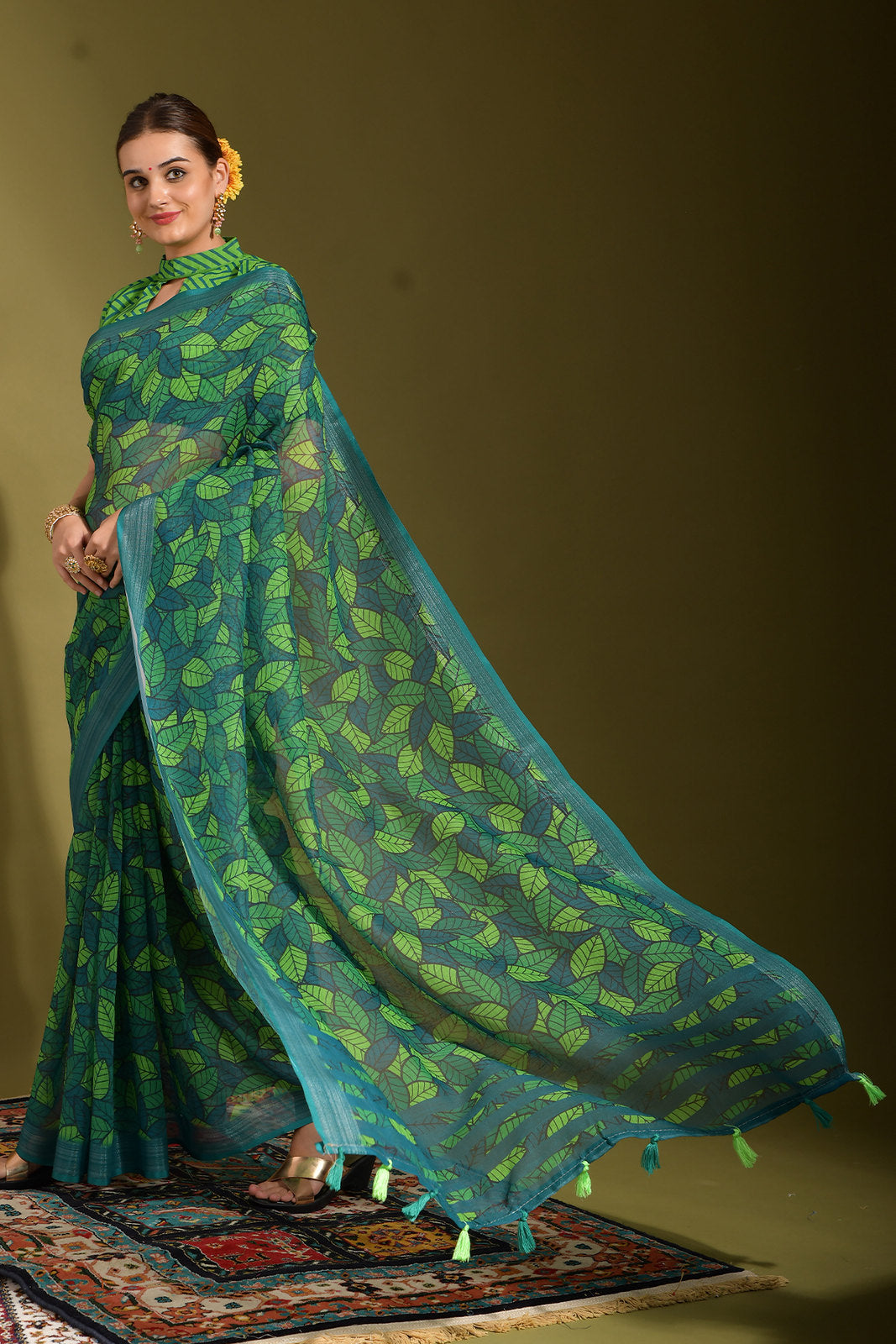 Buy MySilkLove Dark Leaf Green Digital Printed Linen Saree Online