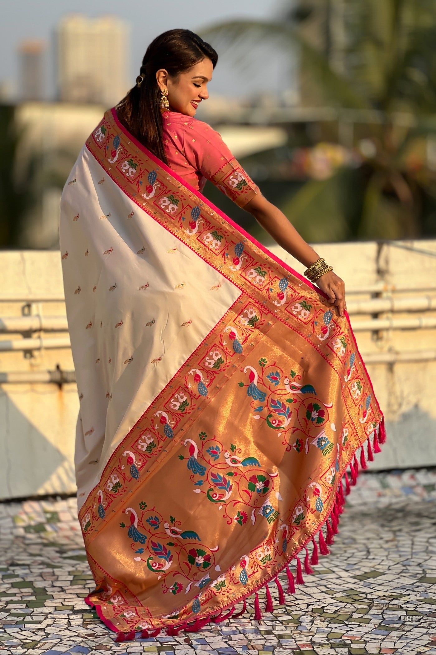 Buy MySilkLove Pure White Zari Woven Paithani Saree Online