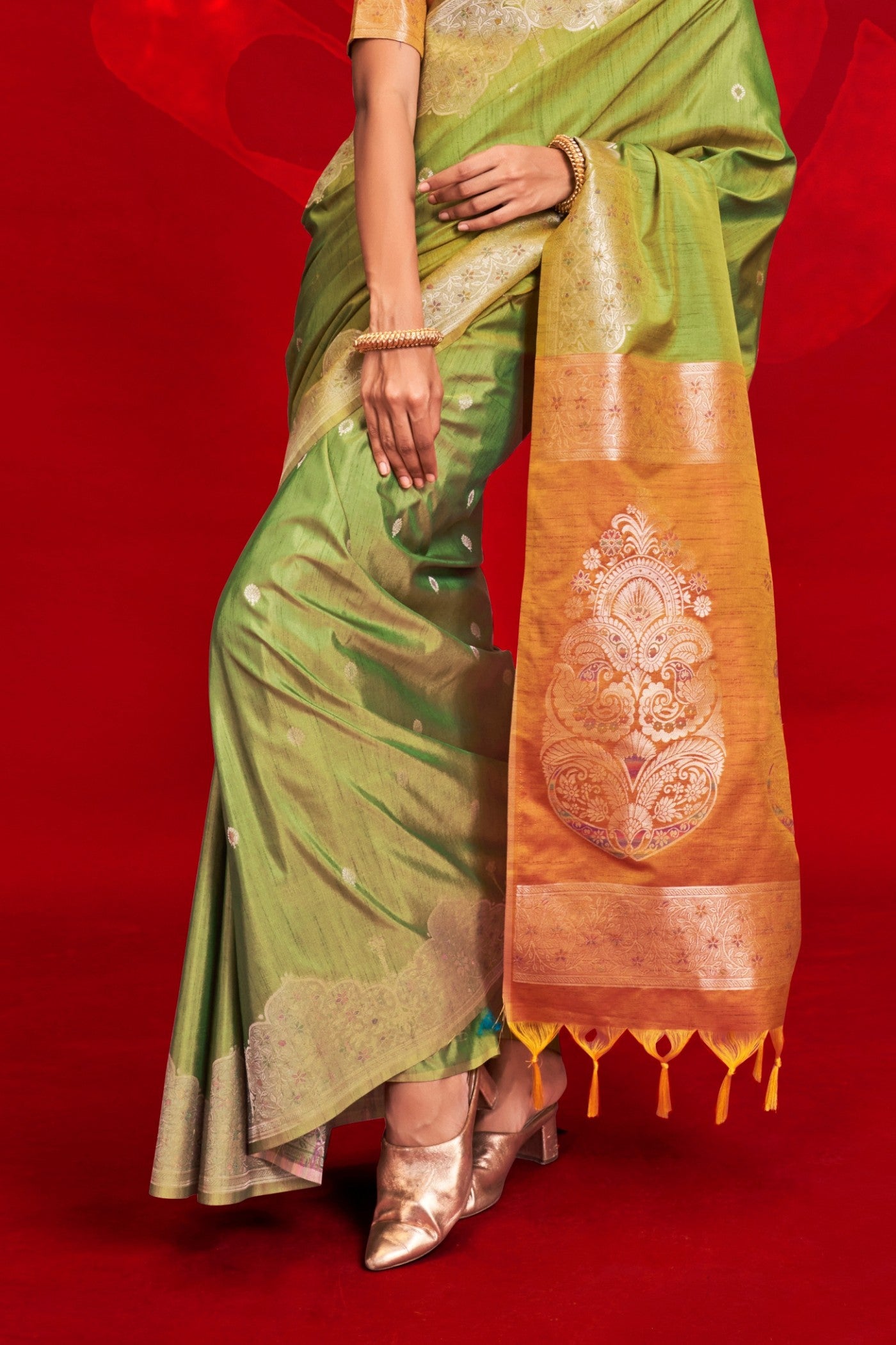 Buy MySilkLove Pine Green Tussar Handloom Silk Saree Online